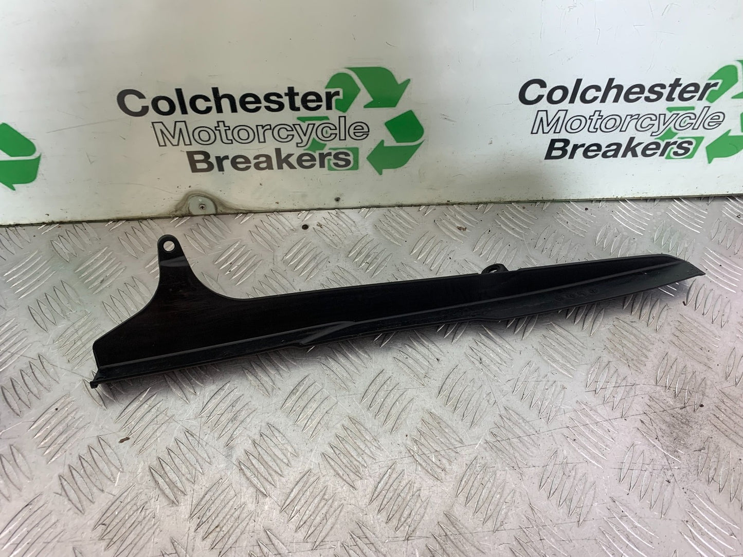 HONDA CBR1000 rr FIREBLADE CHAIN GUARD  2012-2016 (CMB1280)