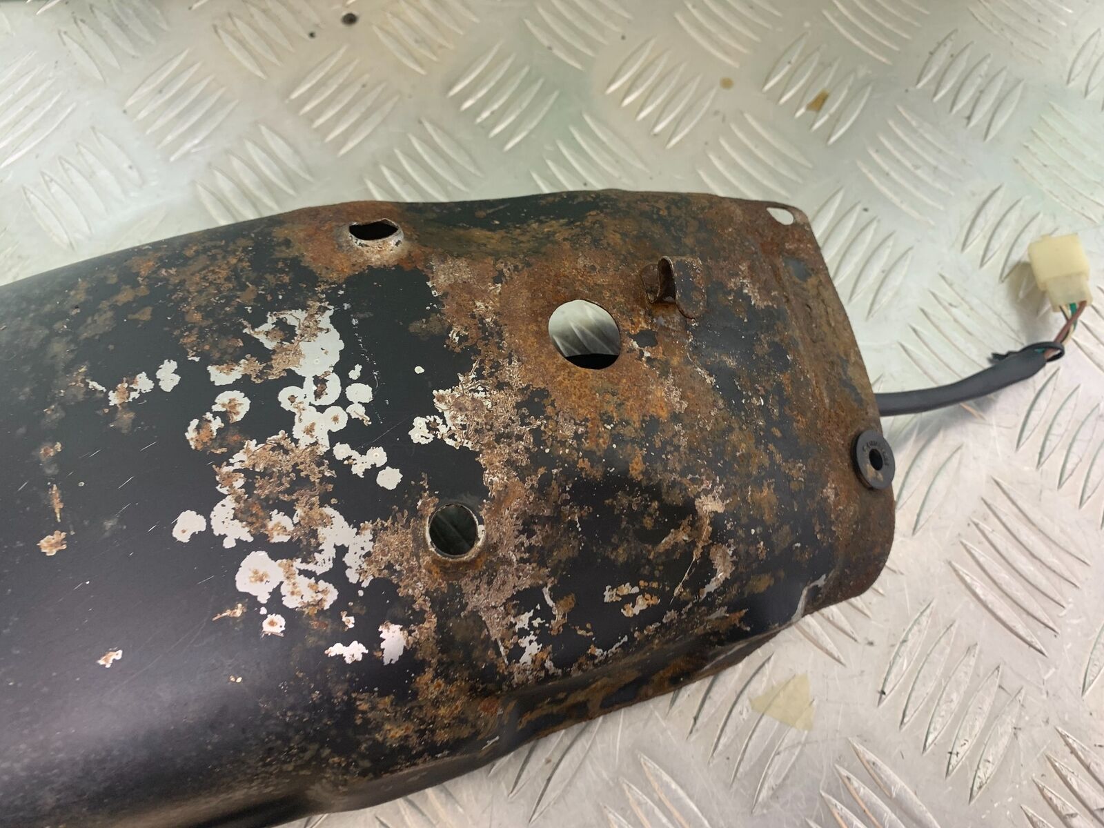 HERALD CLASSIC 125 REAR MUDGUARD YEAR 2014 (CMB1058)