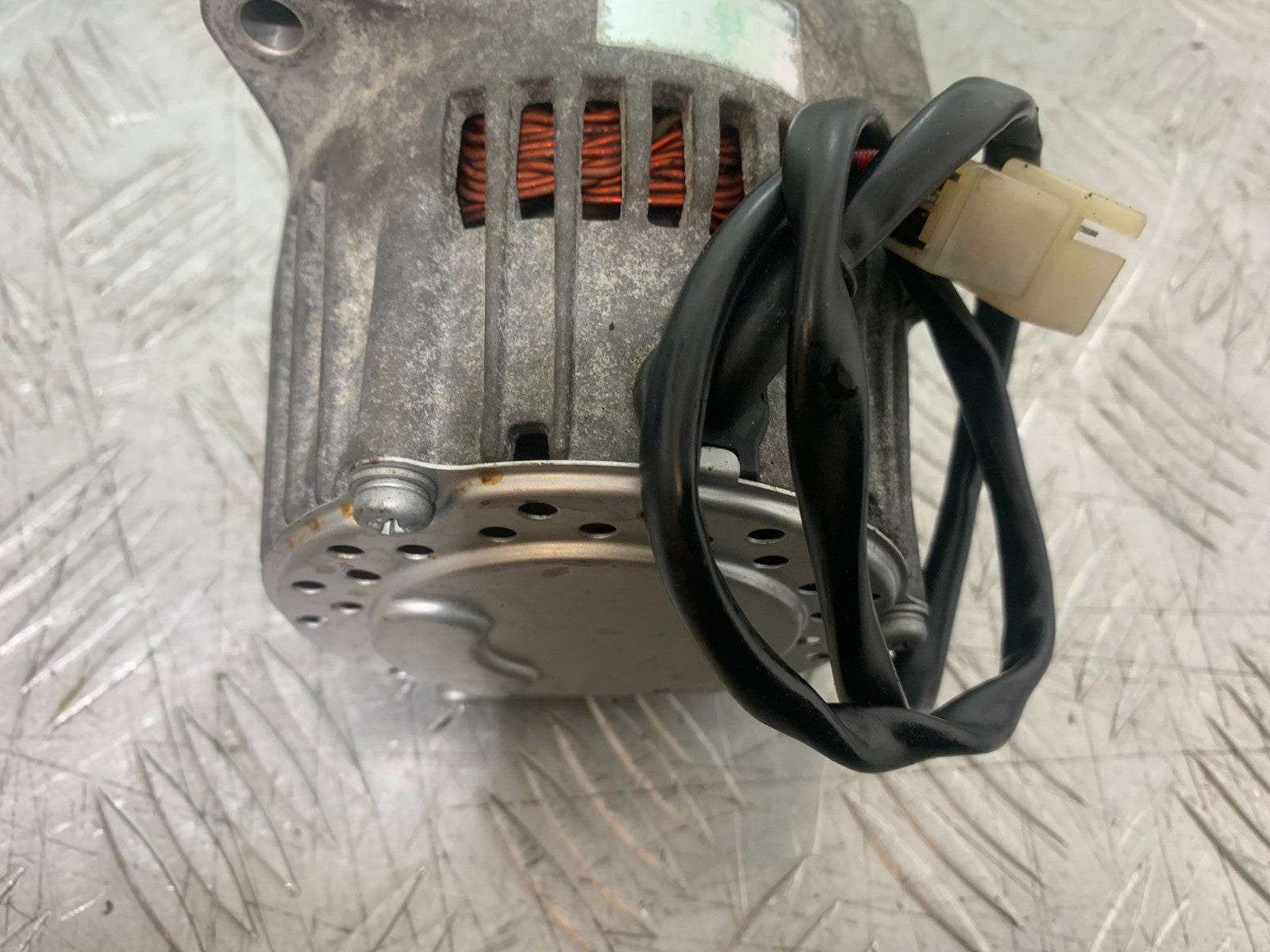 YAMAHA XJ900 XJ 900 DIVERSION ALTERNATOR  YEAR 1994-2002(CMB1292)