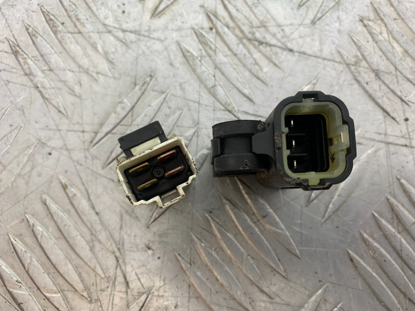 YAMAHA YBR125 CUSTOM RELAYS  YEAR 2008-2016 (CMB1192)