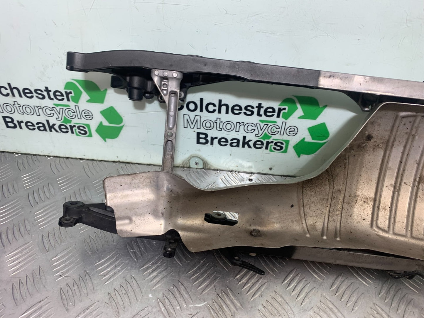 HONDA CBR1000 rr FIREBLADE REAR SUBFRAME YEAR 2006 (CMB1220)