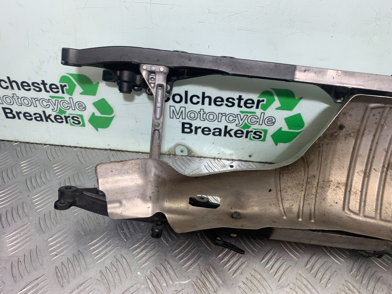 HONDA CBR1000 rr FIREBLADE REAR SUBFRAME YEAR 2006 (CMB1220)