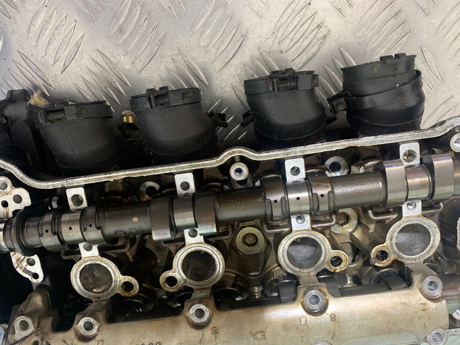 HONDA CBF600 CBF 600 CYLINDER HEAD YEAR 2004 -07  (STOCK 965)