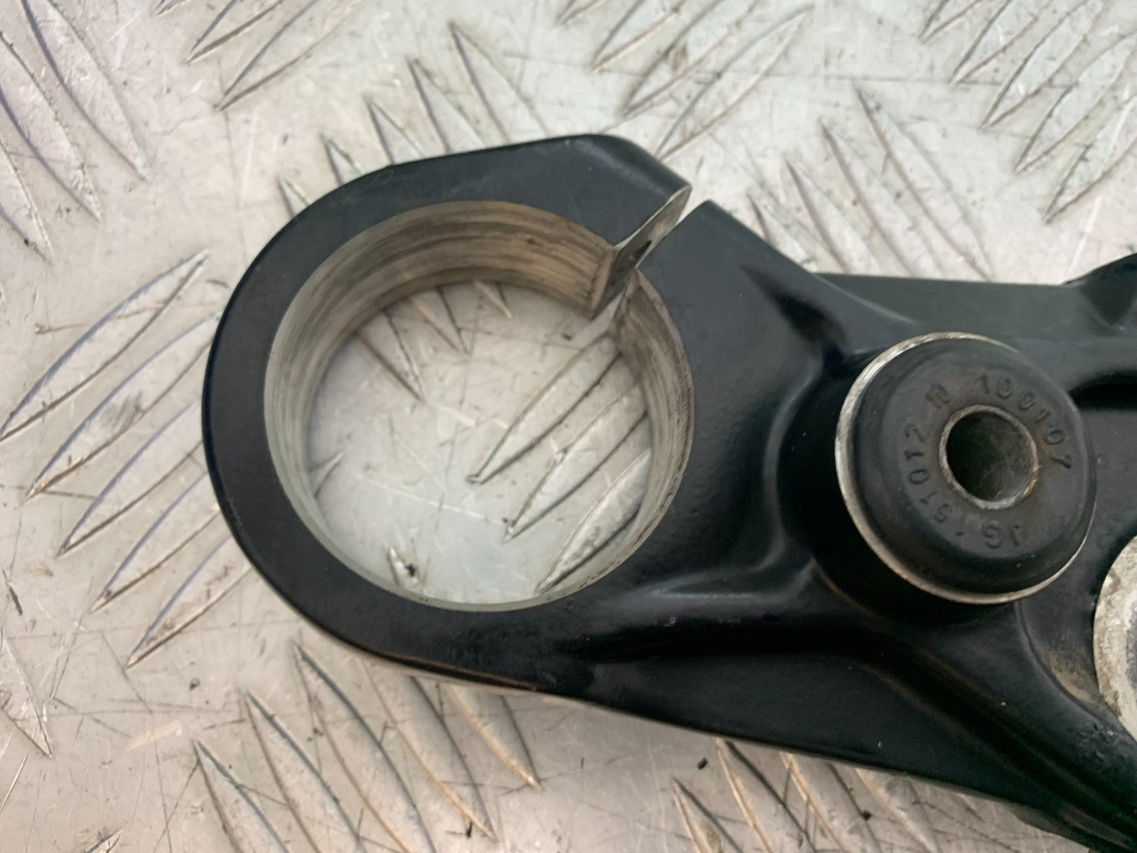 KTM DUKE 125 TOP YOKE   YEAR 2017-2022 (CMB1274)
