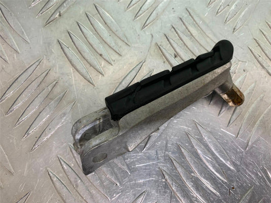 HONDA NTV 650 REVERE FRONT RIGHT FOOTPEG  YEAR 1988-1996  (CMB1025))