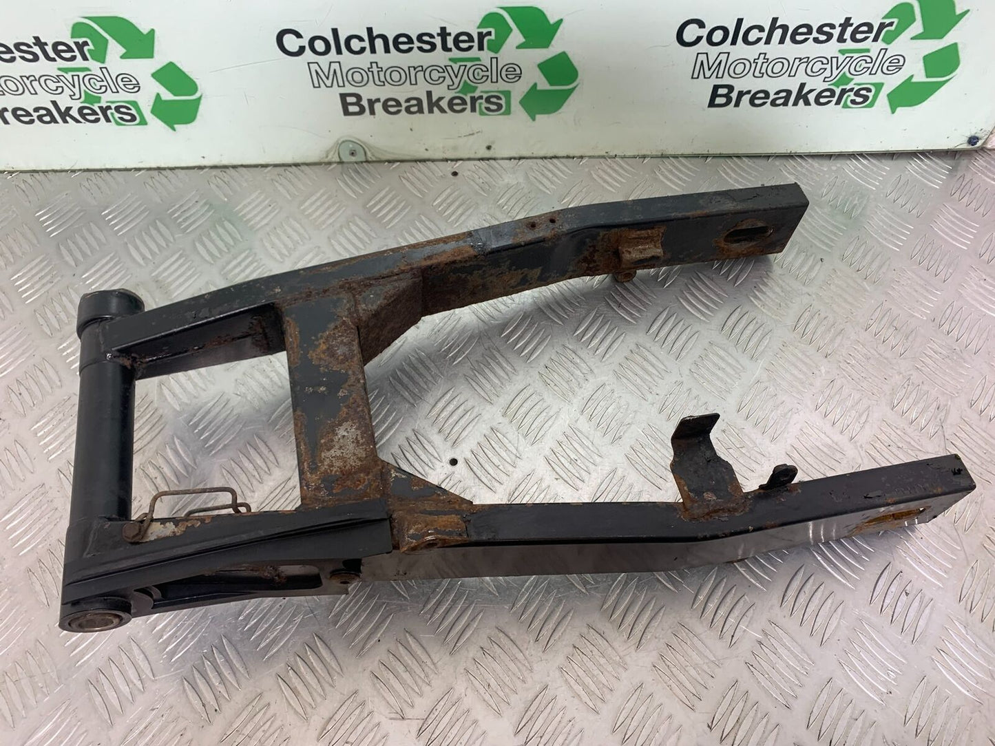 KAWASAKI Z750 Z 750 SWINGARM  YEAR 2004-2006  (CMB1104)