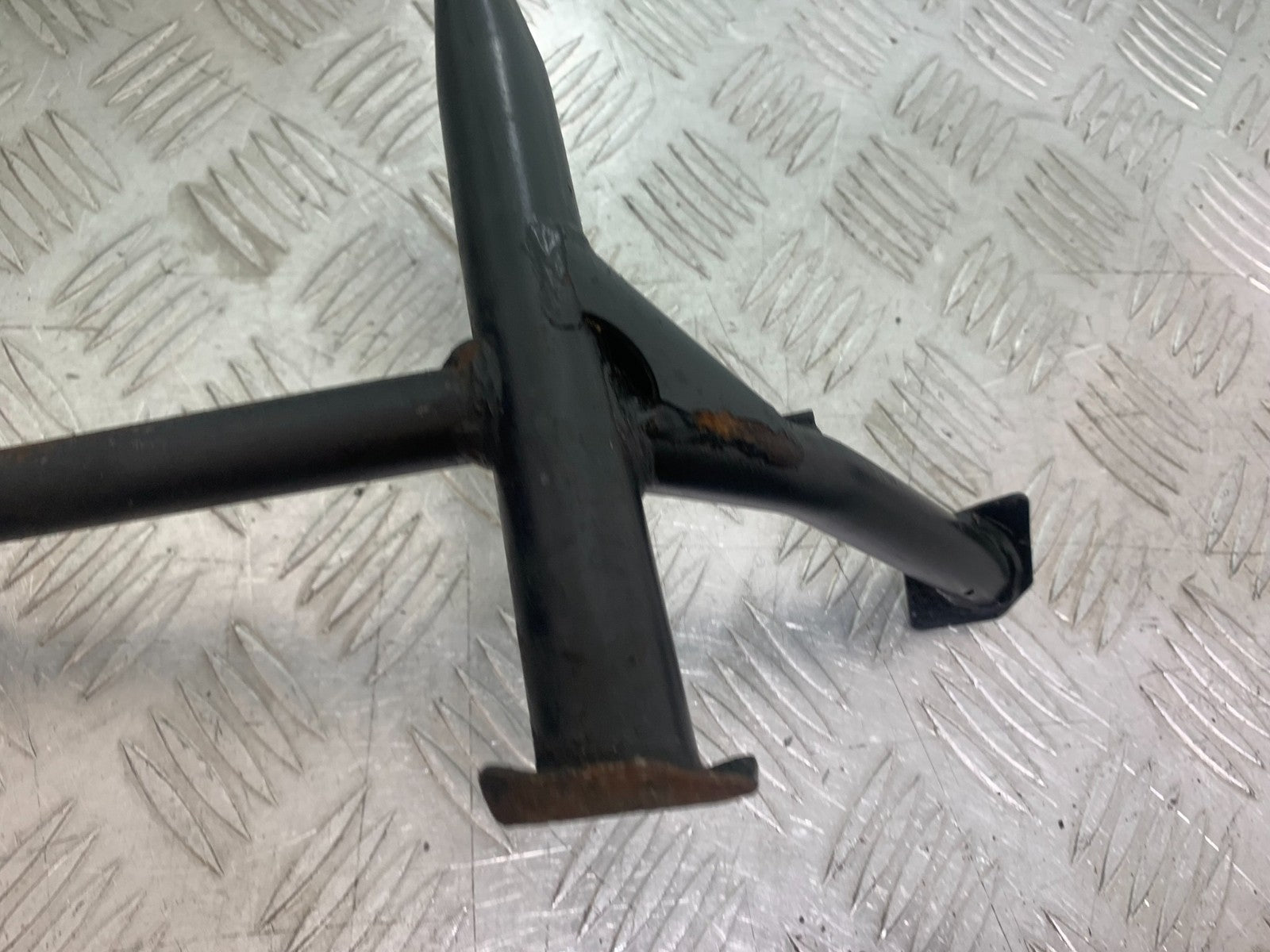 TRIUMPH 955i SPRINT ST CENTER STAND  1999-2004 (CMB1176)