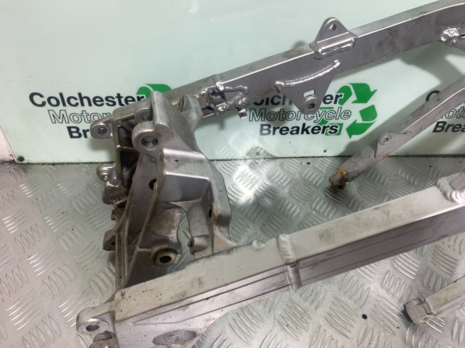 HONDA VFR400 VFR 400 NC21 FRAME AND REG   YEAR 1986-87 (CMB1043)