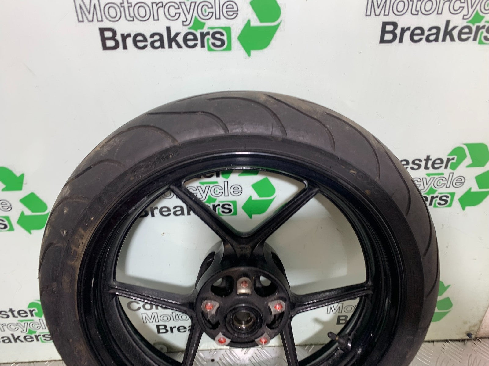 KAWASAKI ZX10R ZX10 R FRONT WHEEL (GOOD TYRE)  2008-2010 (CMB1301)
