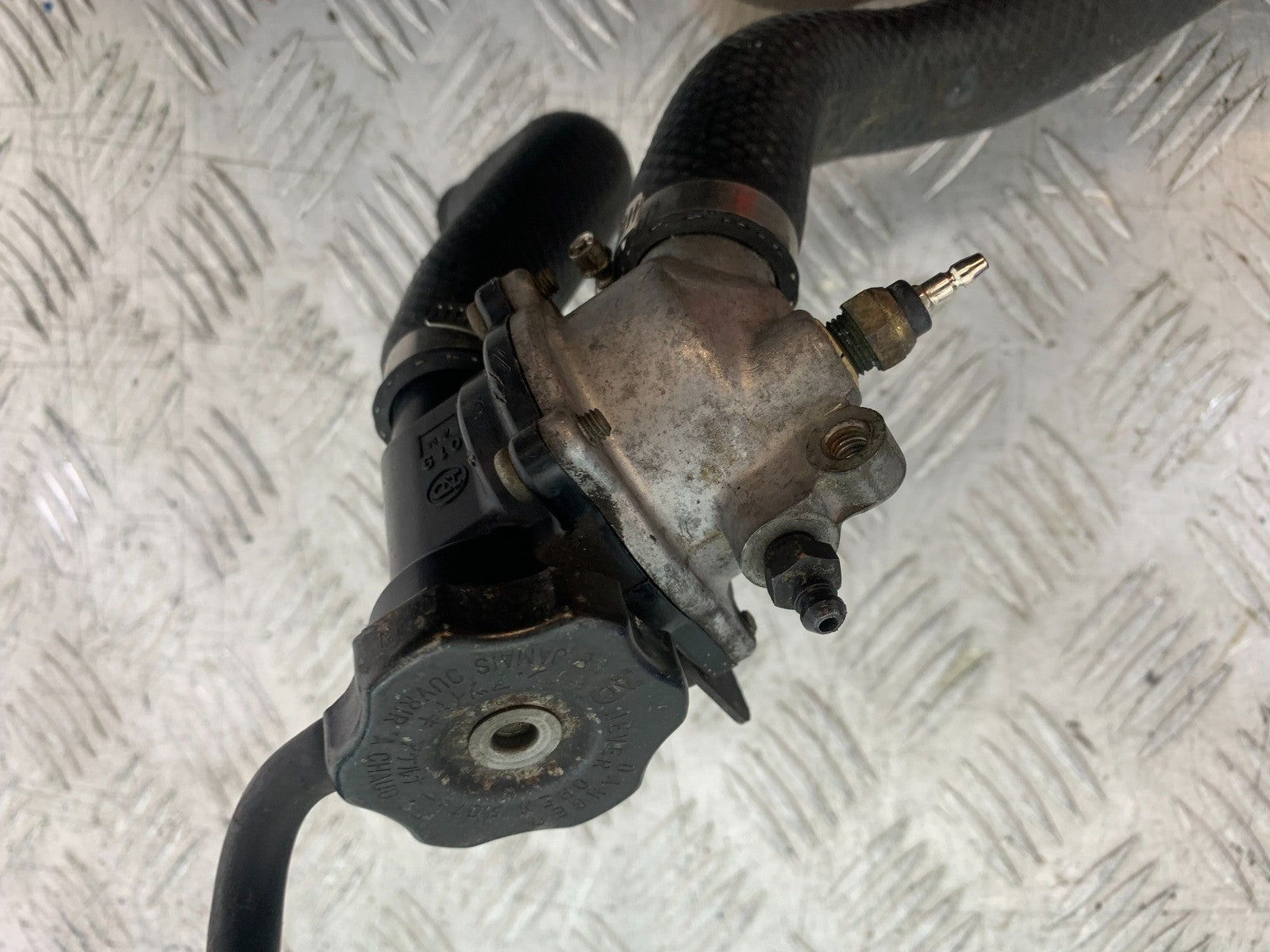 KAWASAKI ZZR1100 D THERMOSTAT  YEAR 1993-2001 (CMB1289)