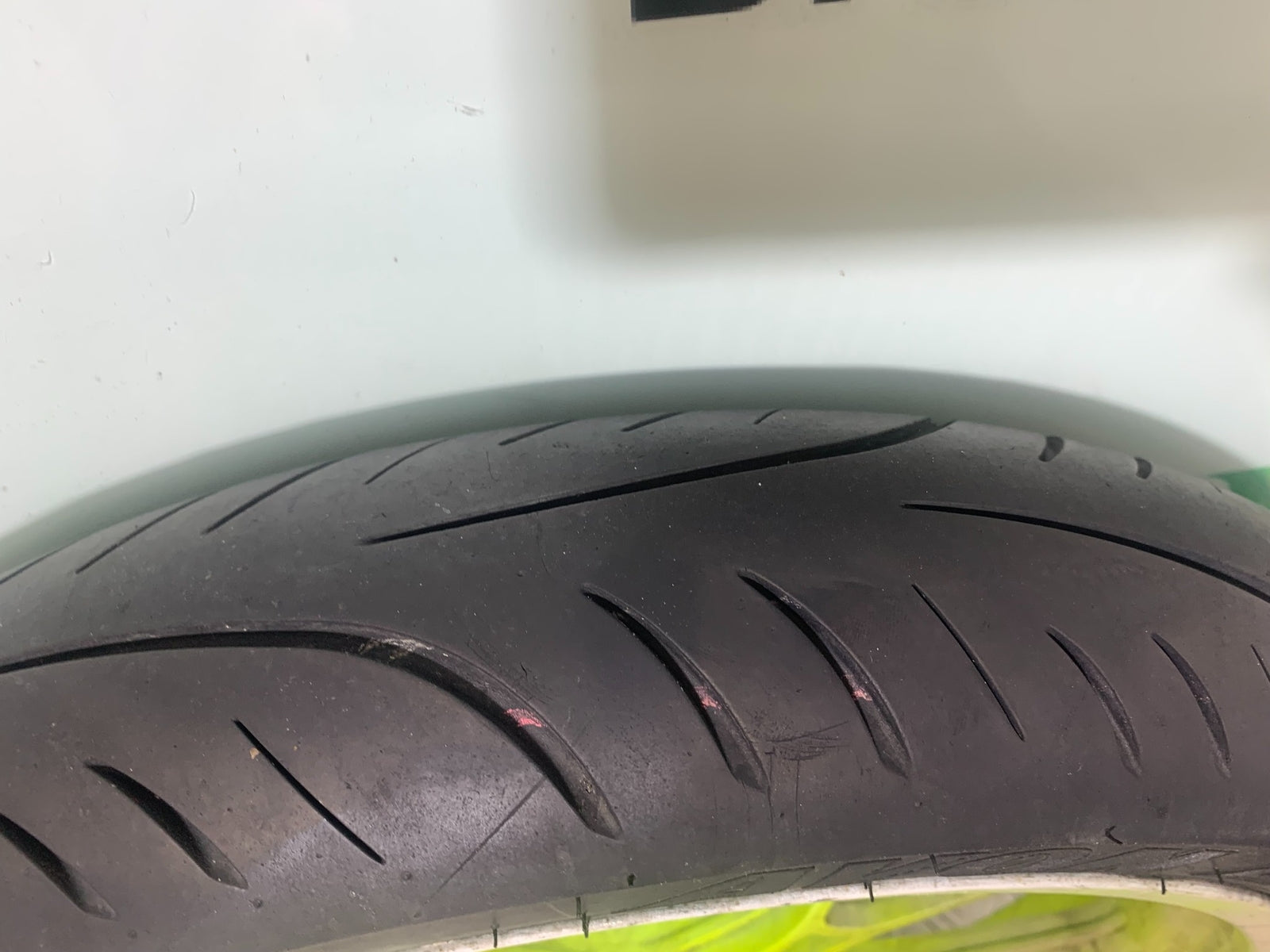 RIEJU 125 RS2 FRONT WHEEL  YEAR 2007 (CMB1142)