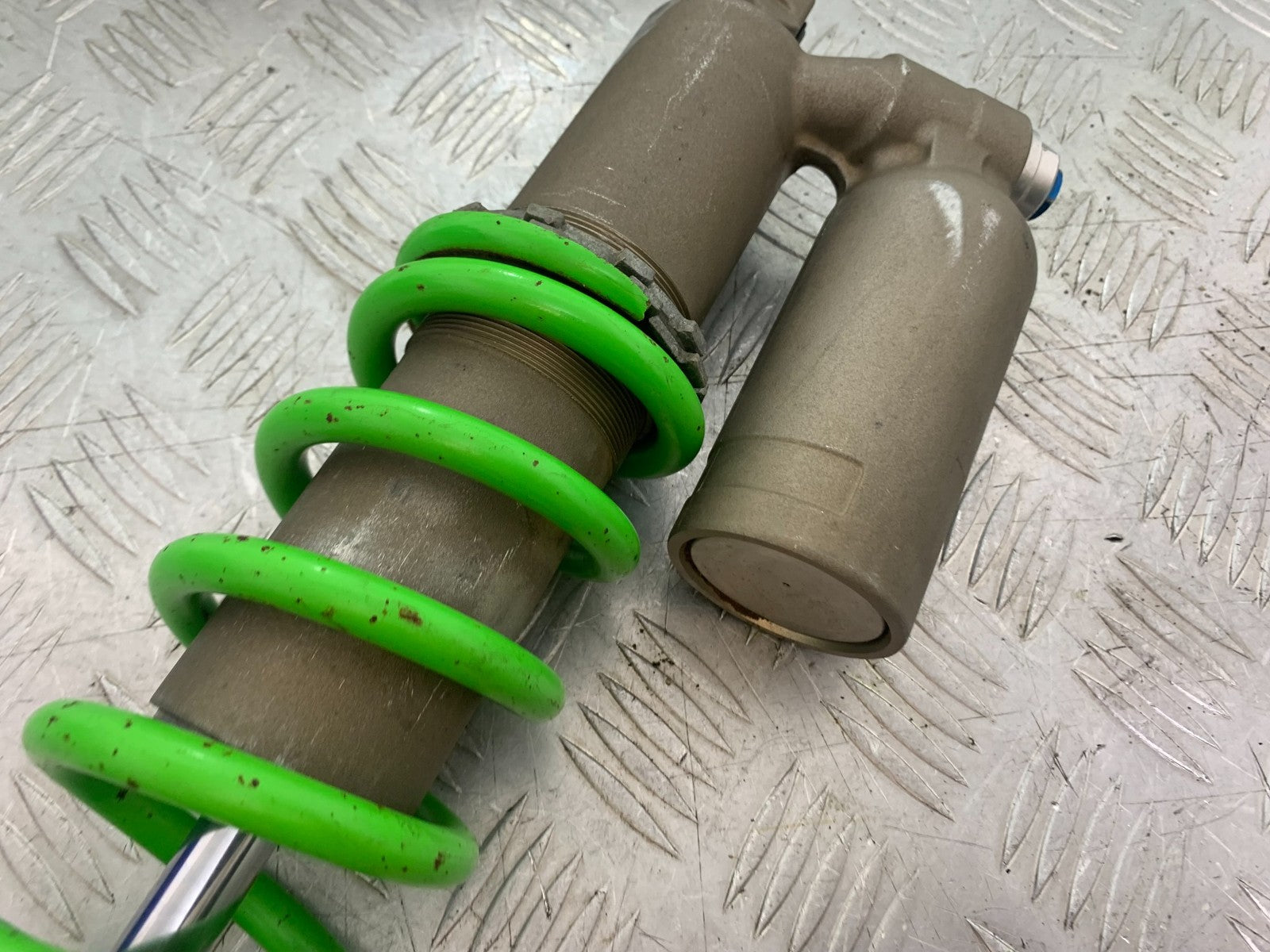 KAWASAKI KXF450 KXF 450 REAR SHOCK  YEAR 2013 CMB1217)