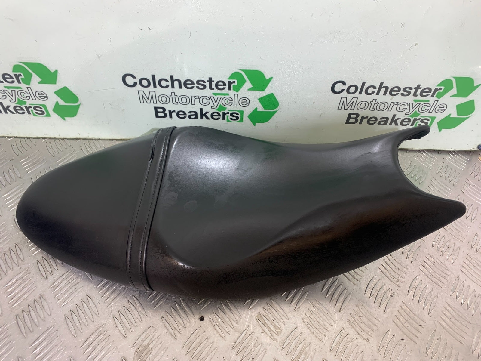 TRIUMPH TRIDENT 660 SEAT   YEAR 2021-2024 (CMB1148)