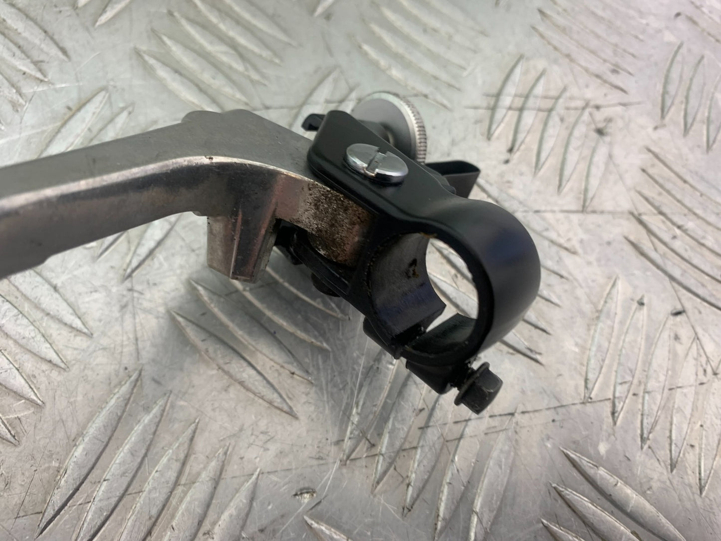 HONDA CBR1000 rr FIREBLADE CLUTCH LEVER AND BRACKET  YEAR 2012-2016 (CMB1198)