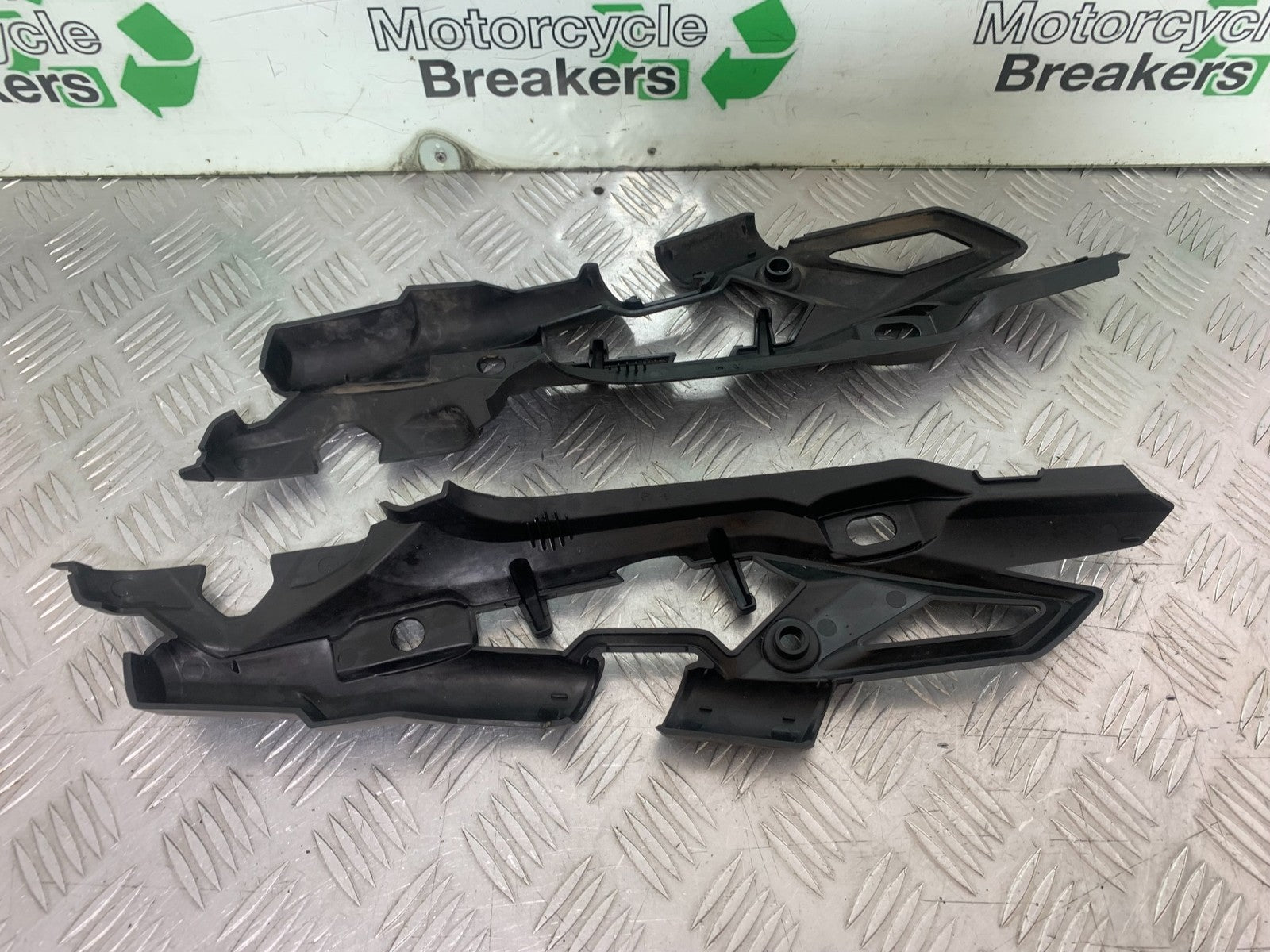 TRIUMPH TIGER 800 XRT LEFT AND RIGHT SIDE NFILL PANELS  2018-2020 (CMB1193)