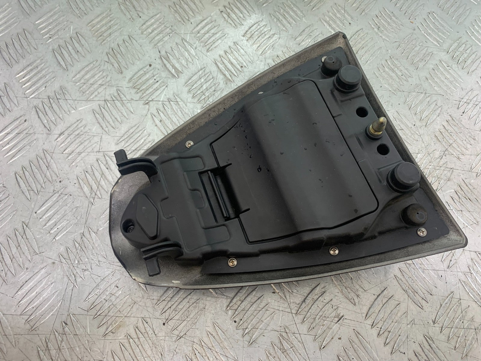 APRILIA RSV1000 R FACTORY MILLE REAR SEAT COWL  2004-09 (CMB1203)