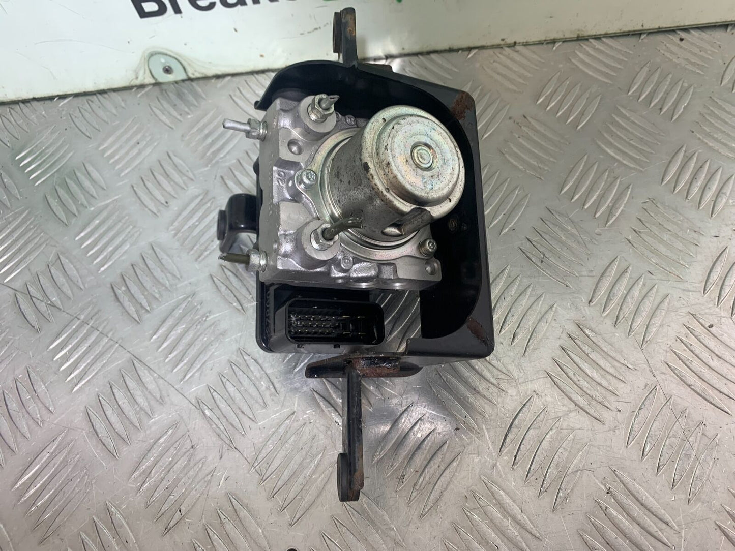 SUZUKI GSF1250 GSF 1250 BANDIT ABS PUMP  YEAR 2007-2011 (CMB1125)