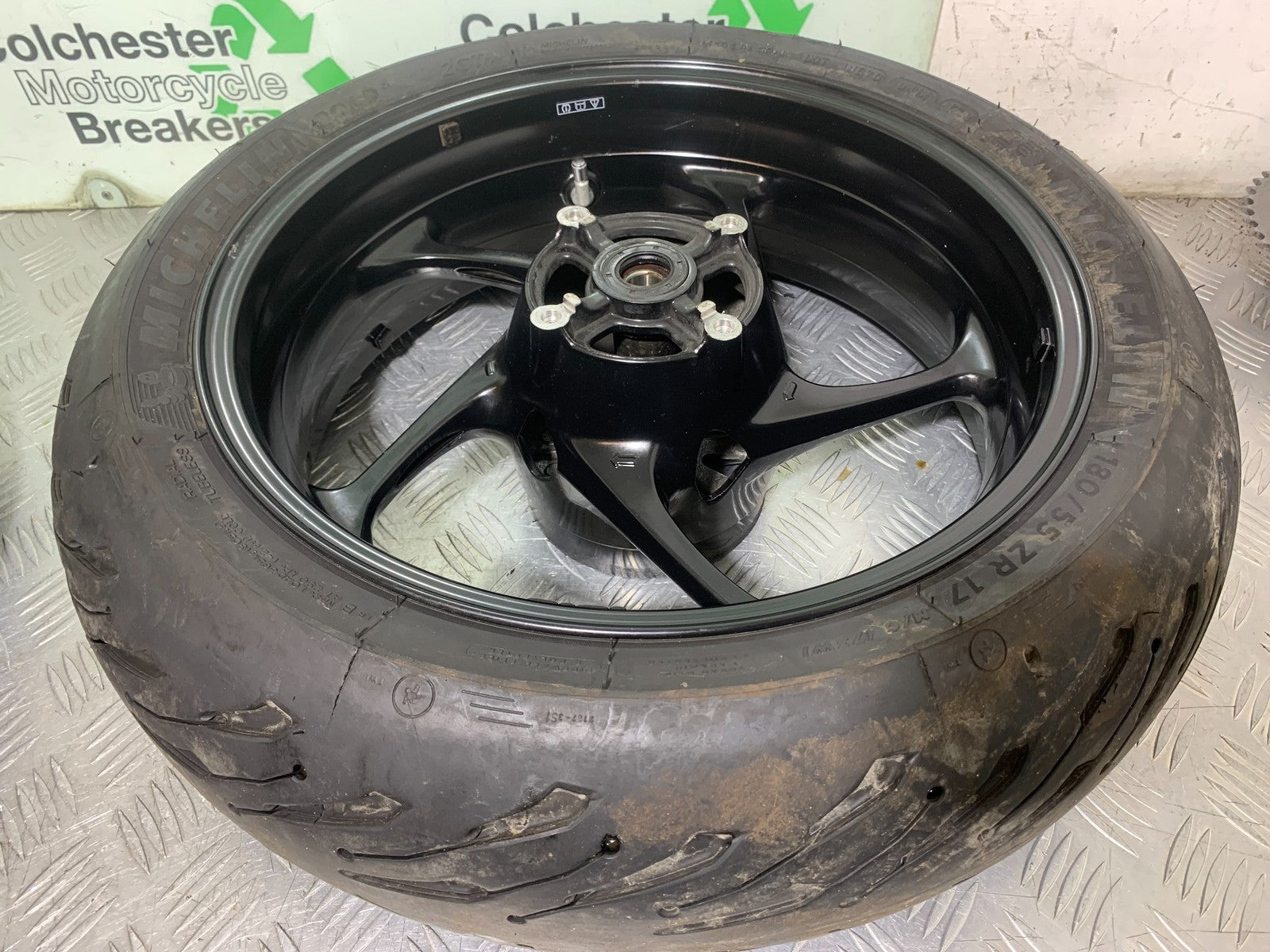 TRIUMPH TRIDENT 660 REAR WHEEL (GOOD TYRE)   YEAR 2021-2024 (CMB1295)
