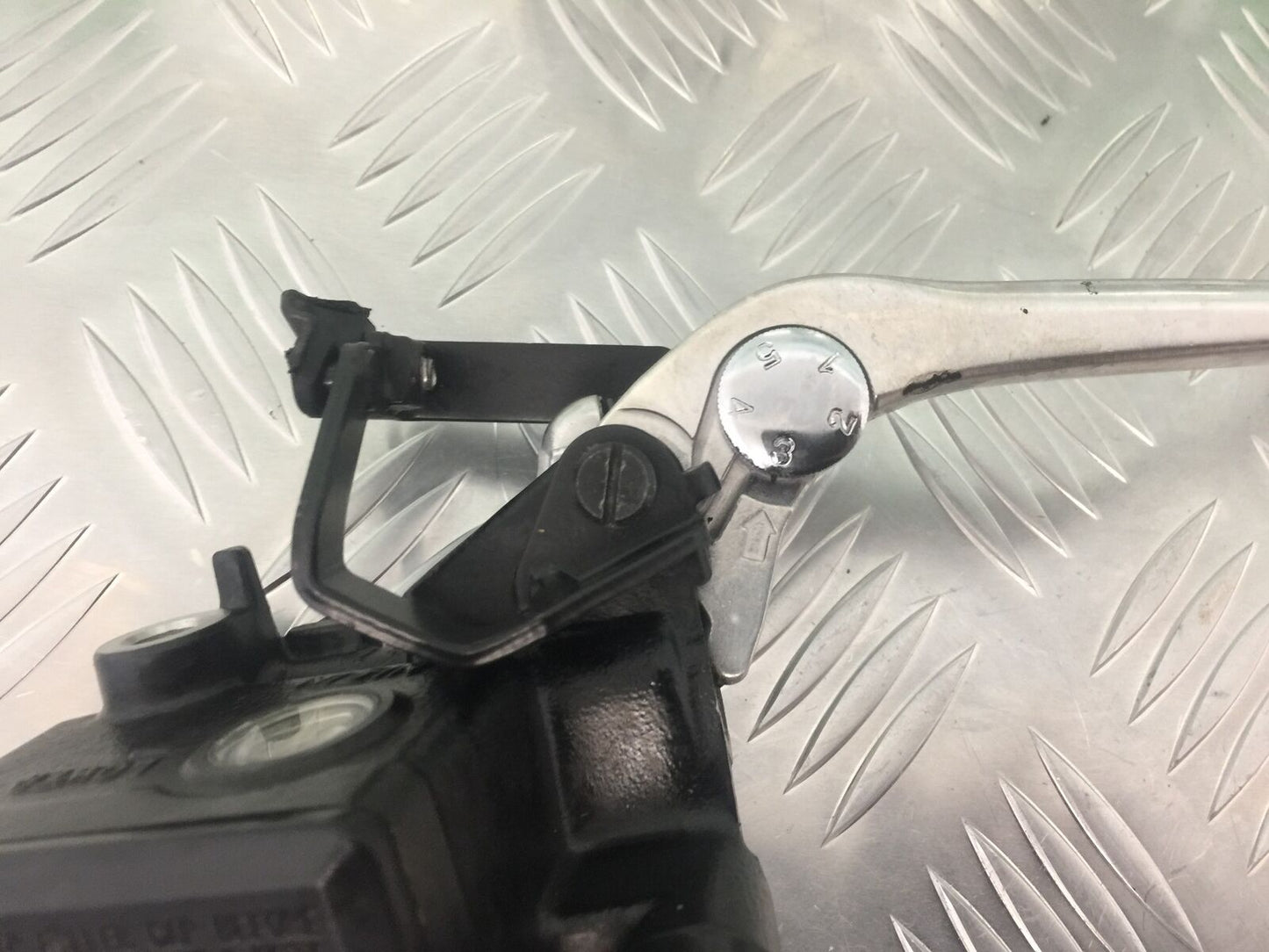 TRIUMPH TIGER 800 XRT FRONT MASTER CYLINDER YEAR 2015-2017  (STOCK 920)