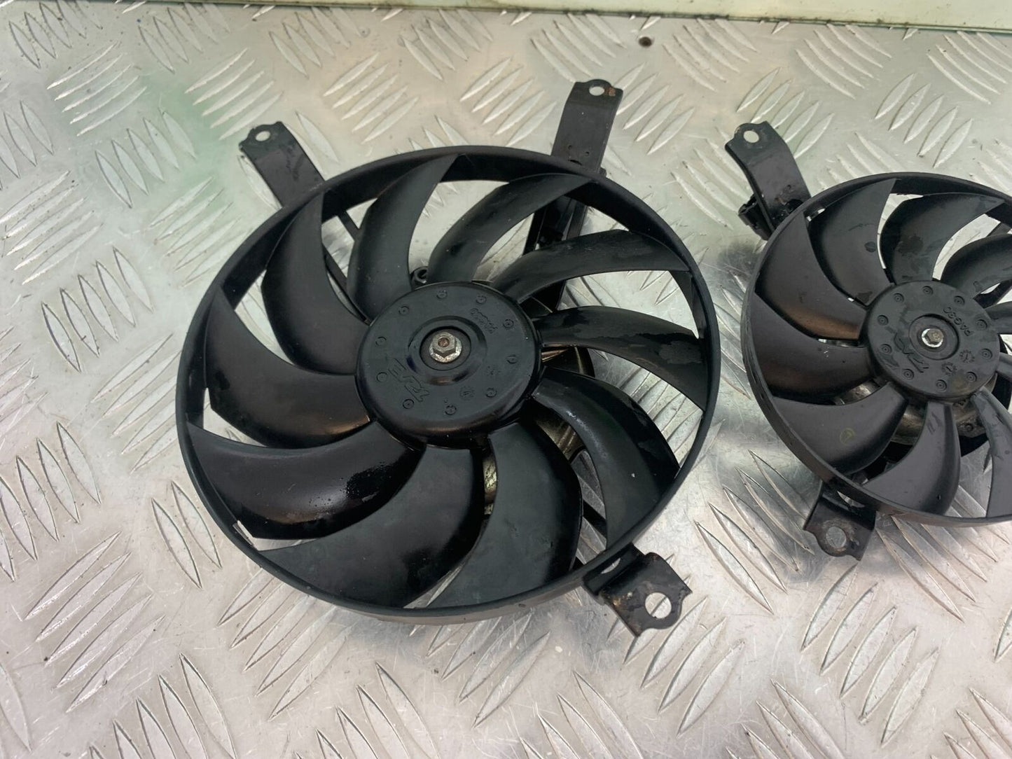 HONDA CBR1000 rr FIREBLADE RADIATOR FANS   2008-2011 (CMB1037)