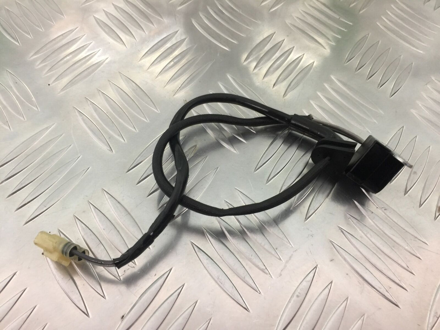 TRIUMPH TIGER 800 XRT IGNITION PICK UP YEAR 2015-2017  (STOCK 920)