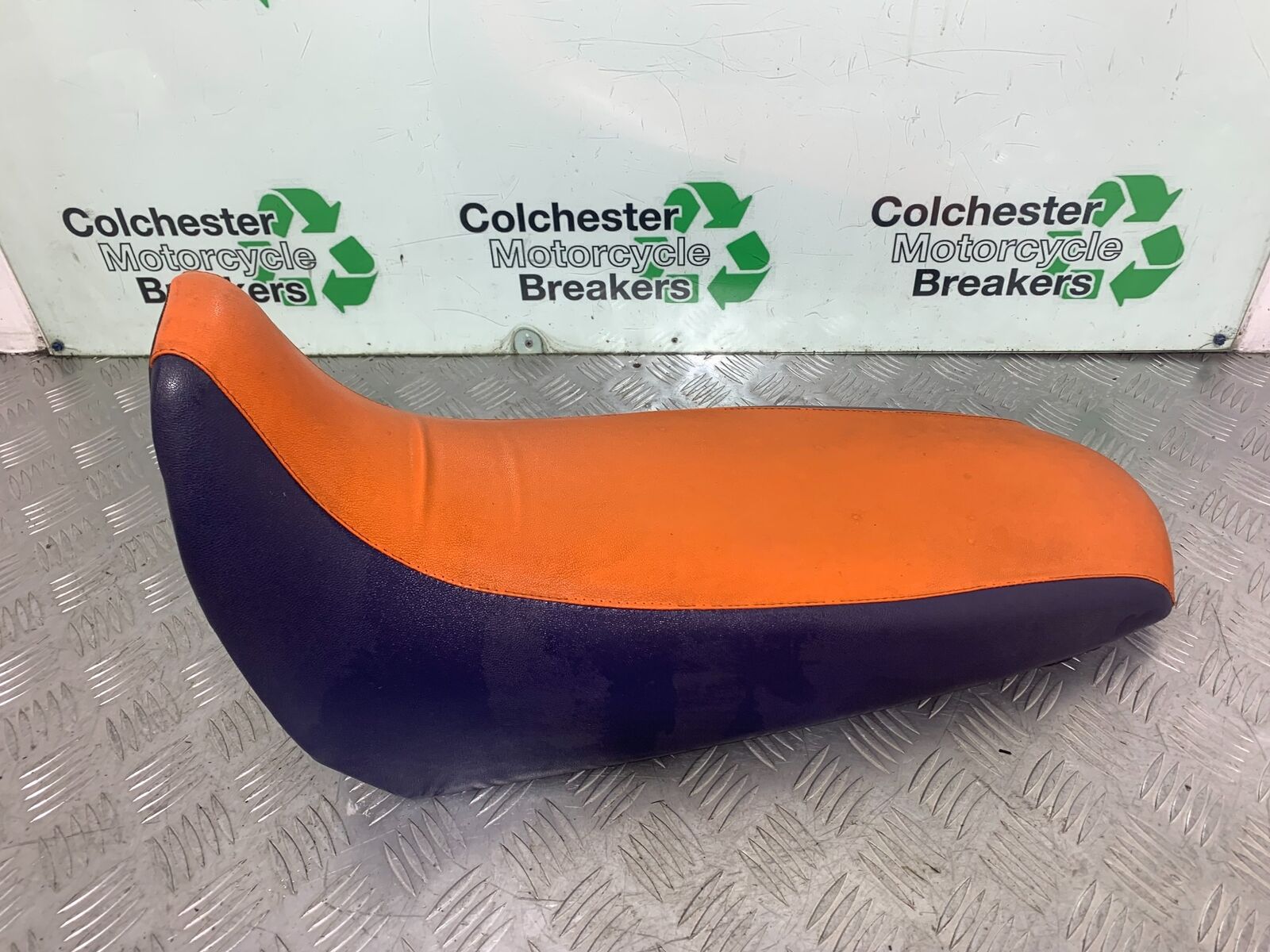 YAMAHA XT125 X XT 125 X SEAT   2005-2011 (CMB1097)