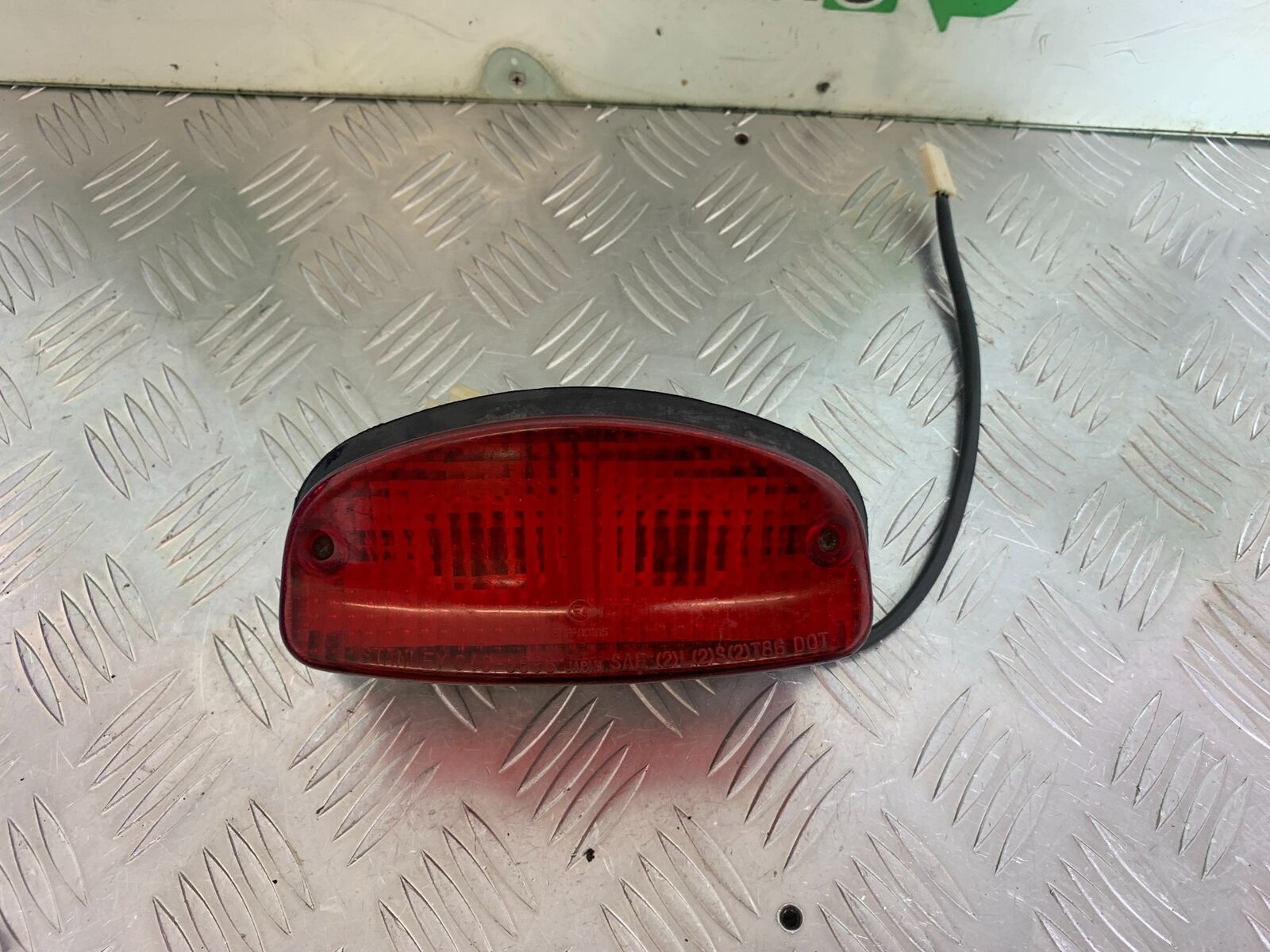 HONDA CBR1100 BLACKBIRD REAR LIGHT  YEAR 1996-1998 (CMB1017)