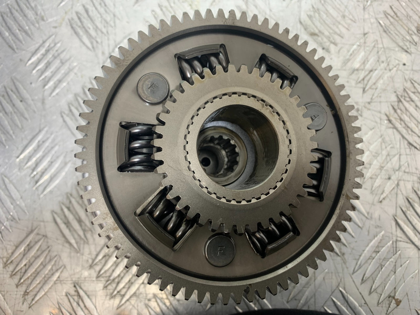 APRILIA TUONO 1000 V4R CLUTCH  YEAR 2011-13  (CMB1316)