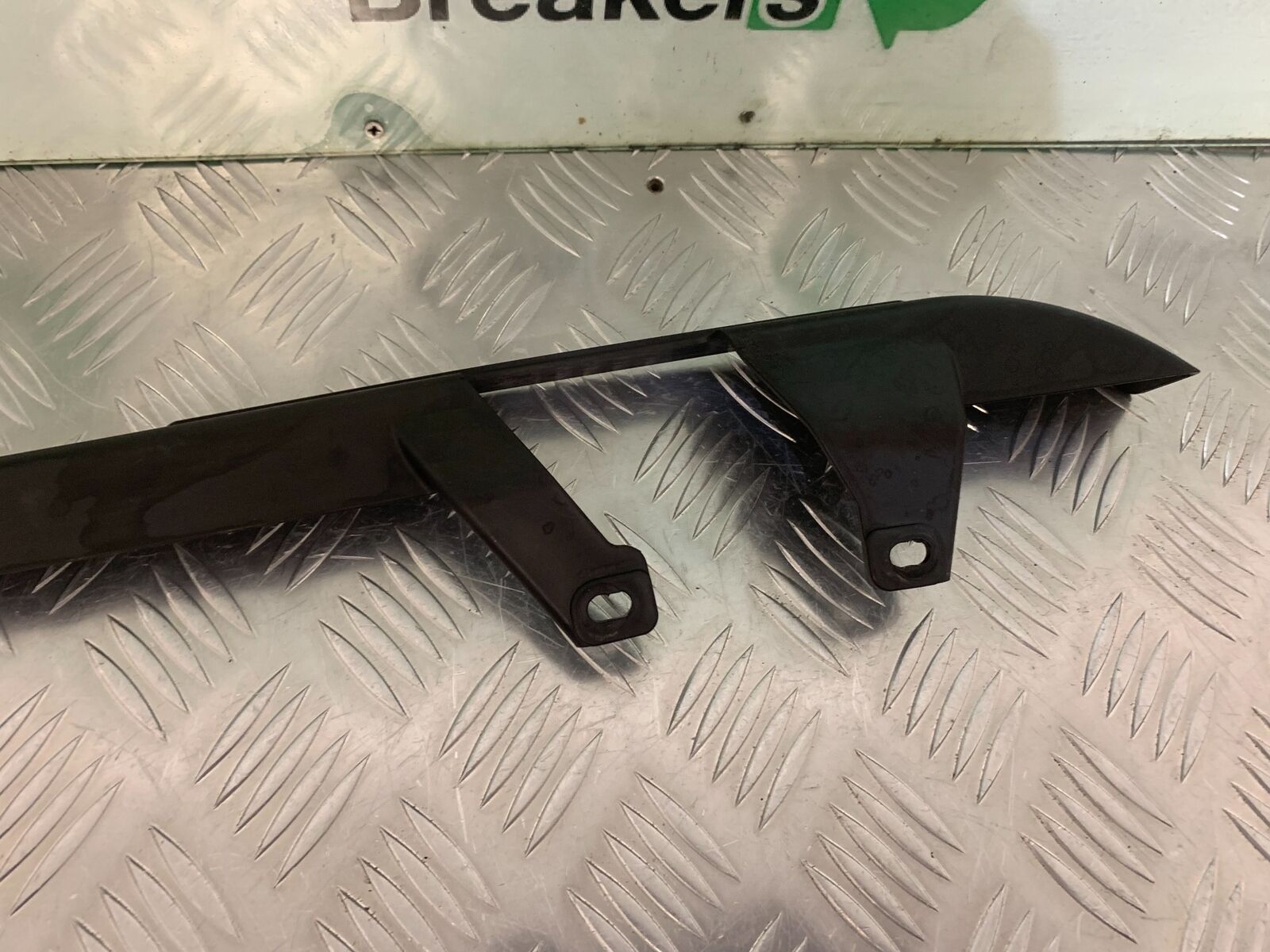 ROYAL ENFIELD 350 CLASSIC CHAIN GUARD   YEAR 2022 (STOCK 967)