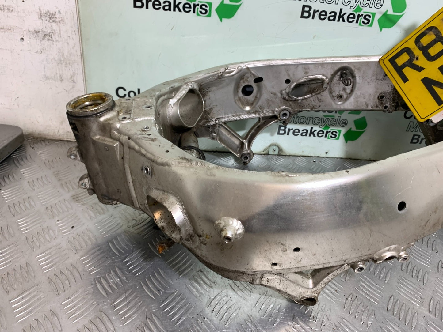 SUZUKI GSXR600 GSXR 600 SRAD FRAME REG LOG BOOK   YEAR 1997-2000 (CMB1276)