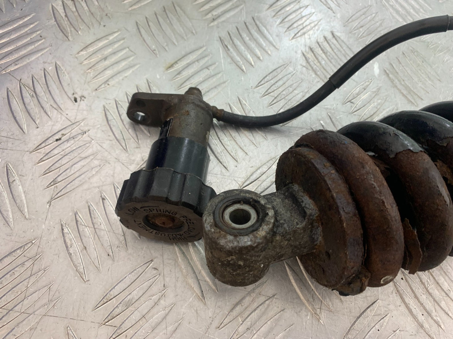HONDA NT650 V DEAUVILLE REAR SHOCK   YEAR 1999 (CMB1268)