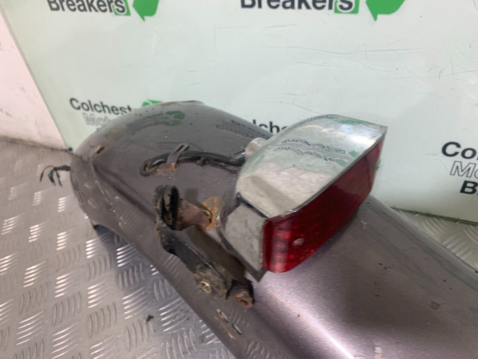 HERALD CLASSIC 125 REAR MUDGUARD AND LIGHT  YEAR 2014 (CMB1058)