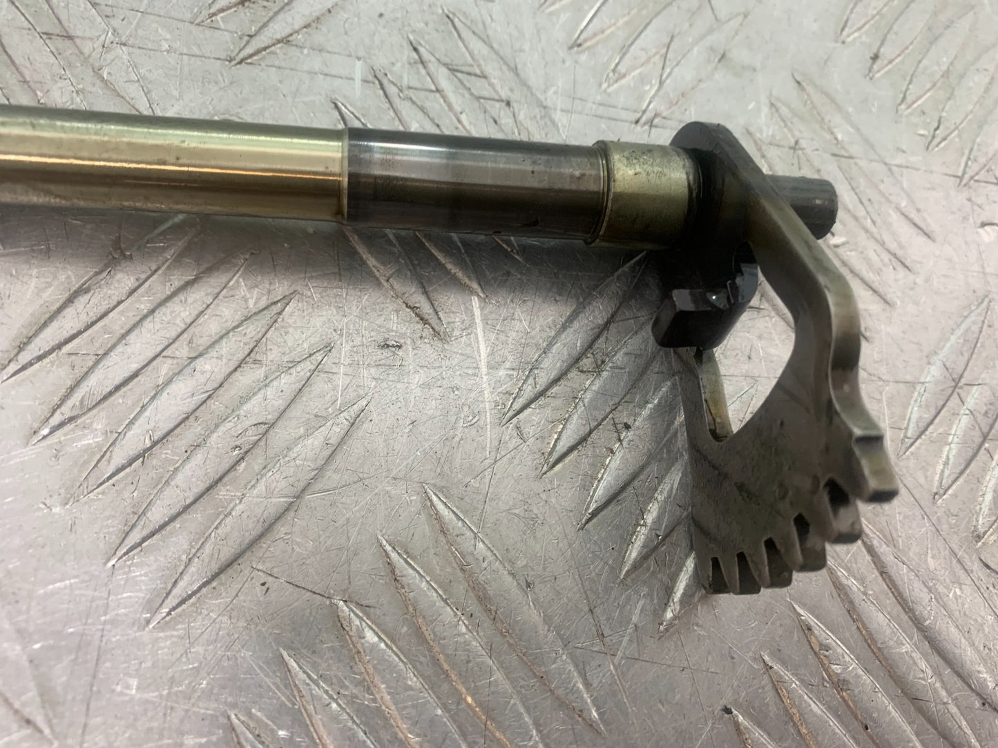 APRILIA SL750 SL 750 SHIVER GEAR SHAFT  YEAR 2008-2016 (CMB1242)