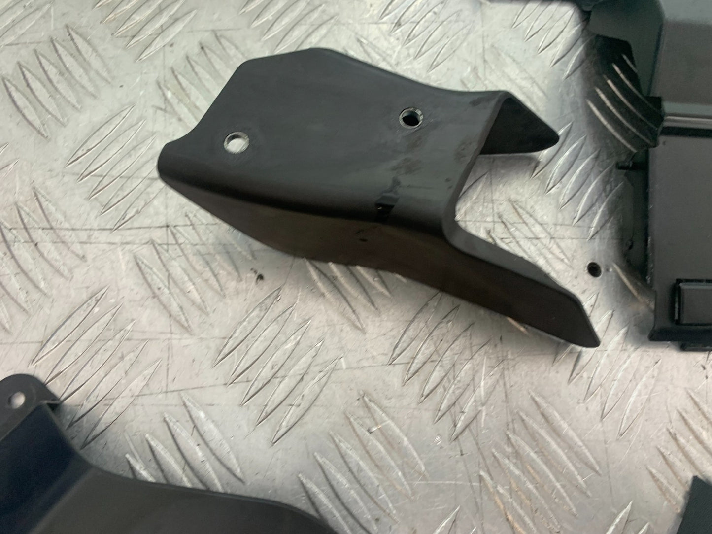 HONDA VFR800 PRE V-TEC INFILL PANELS YEAR 1998-2001 (CMB1233)