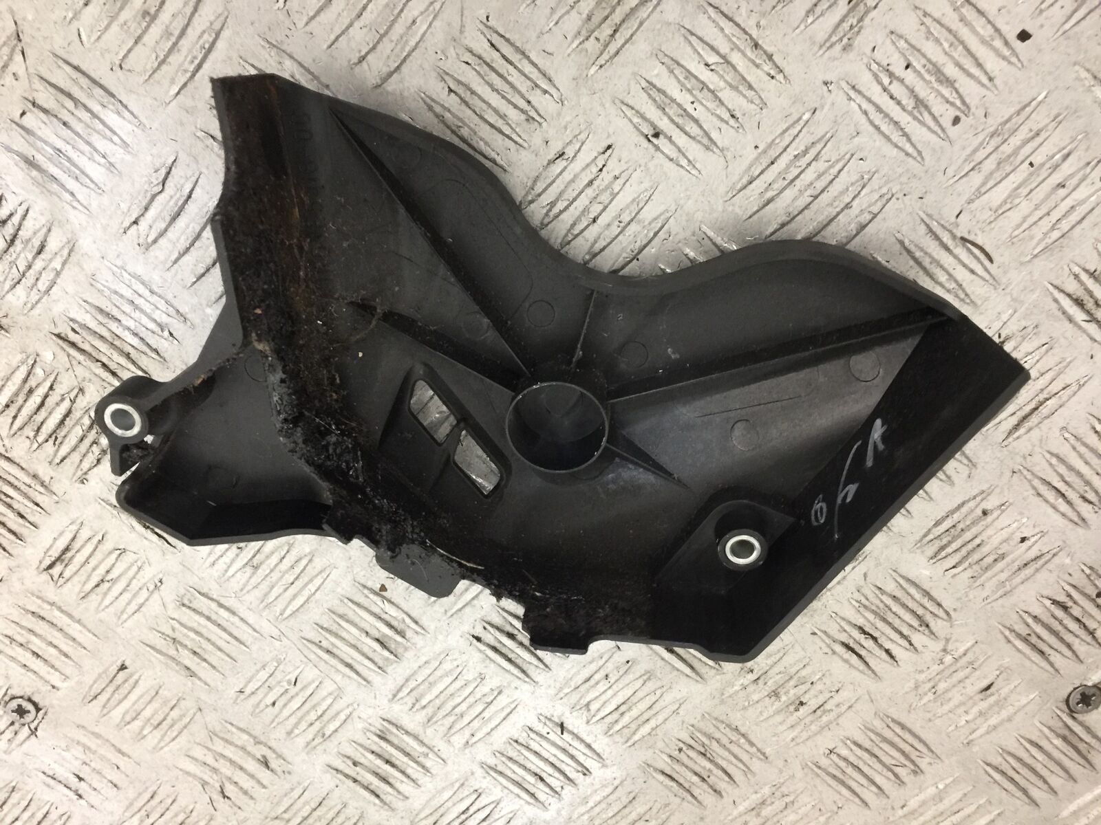 YAMAHA MT03 SPROCKET COVER  YEAR 2018  (STOCK 801)