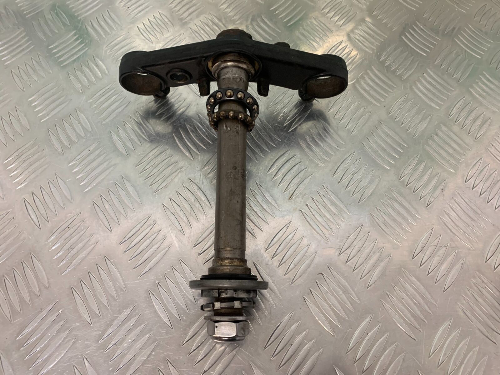 HONDA CBR 400 NC23 TRI-ARM BOTTOM YOKE  YEAR 1987-89 (STOCK 969)