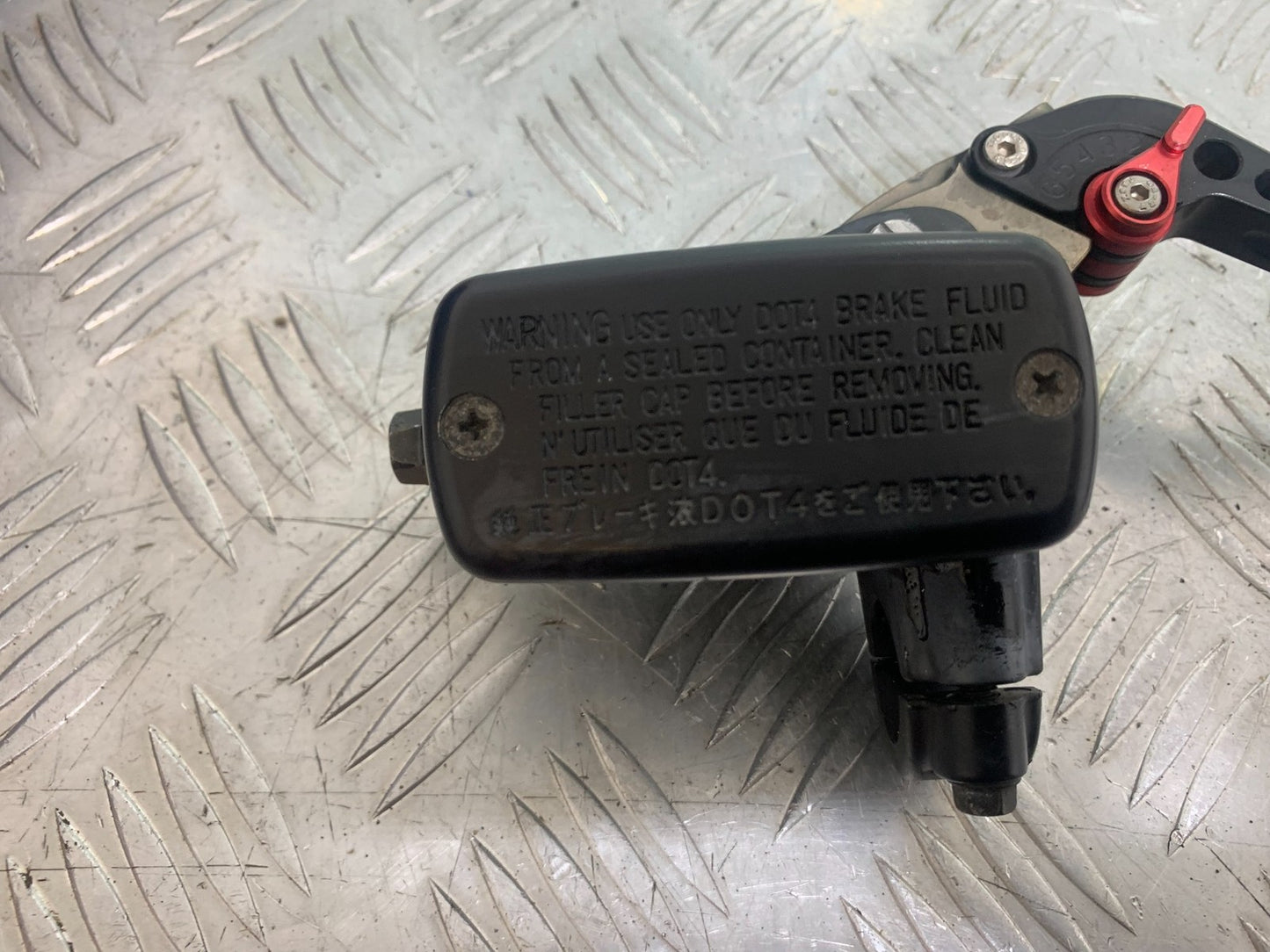 HONDA CBR600 CBR 600 RR FRONT BRAKE MASTER CYLINDER   YEAR 2003-2004 CMB1173)