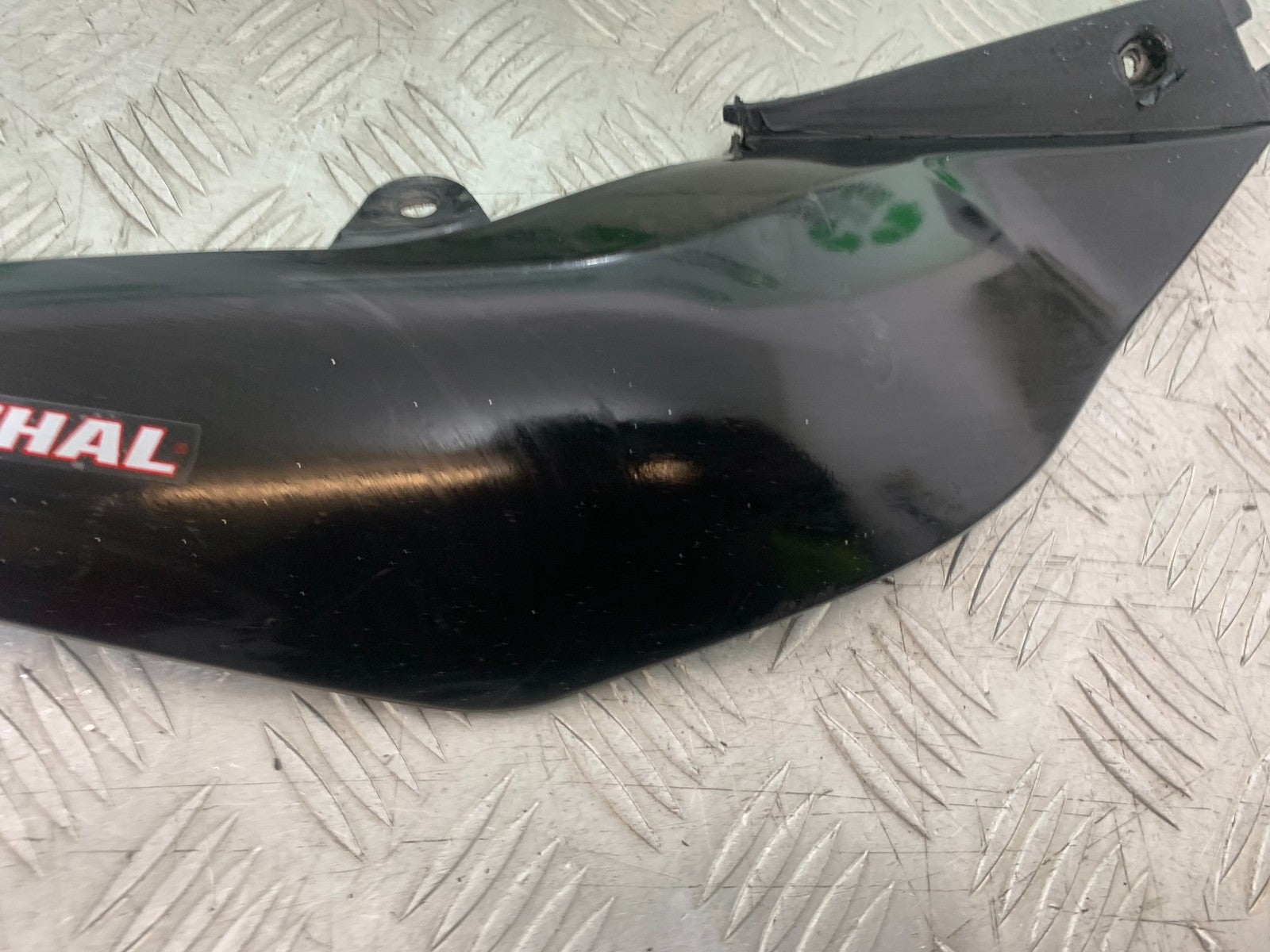 APRILIA 650 PAGASO STRADA RIGHT SEAT PANEL   YEAR 2005-2010 (CMB1260)