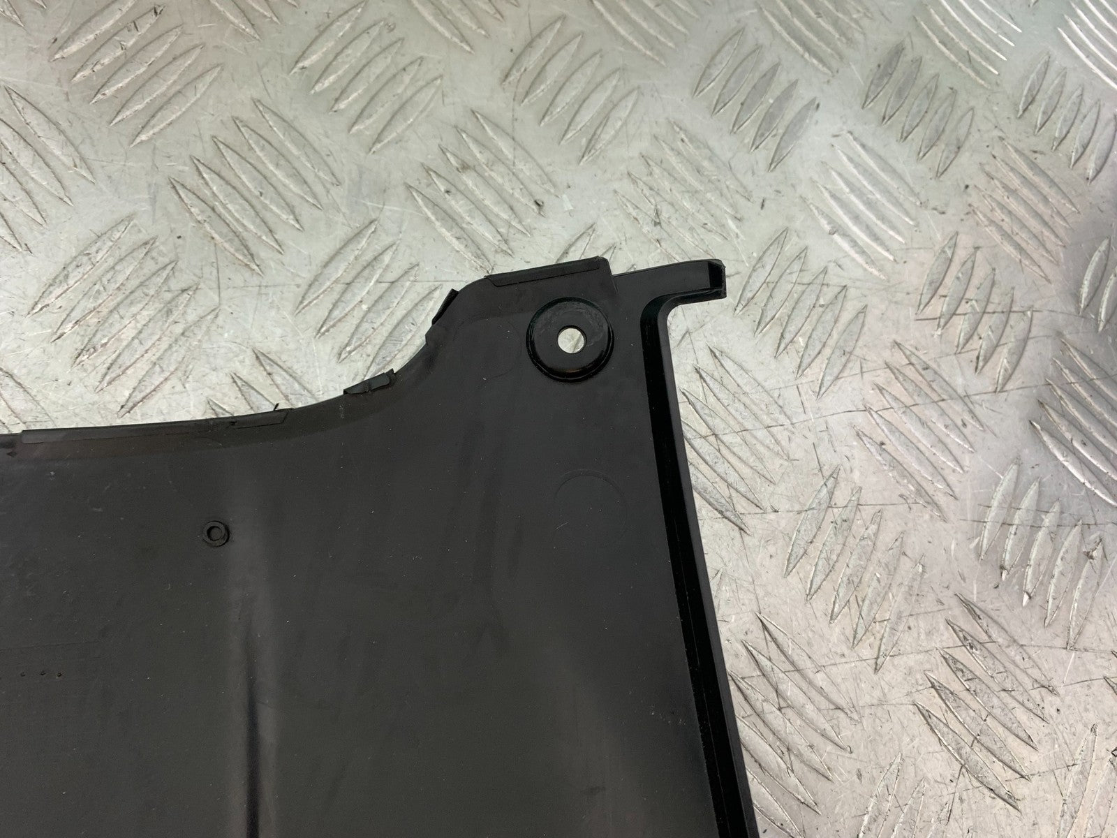 KAWASAKI GTR1400 GTR 1400 SCREEN INFILL PANEL YEAR 2007-2009 (CMB1306)