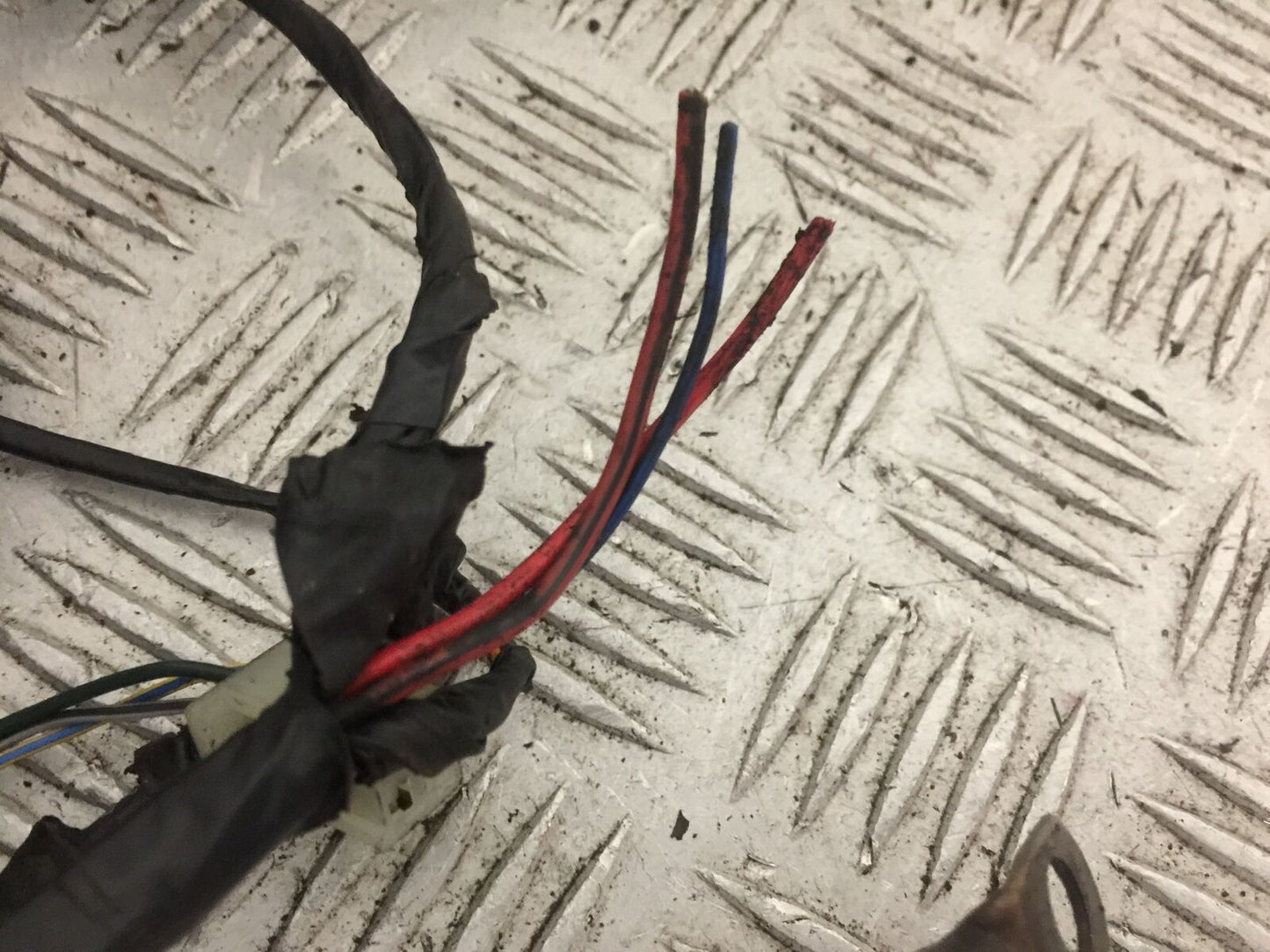 PEUGEOT GEOPOLIS 125 WIRING LOOM   YEAR 2011  (STOCK 887)
