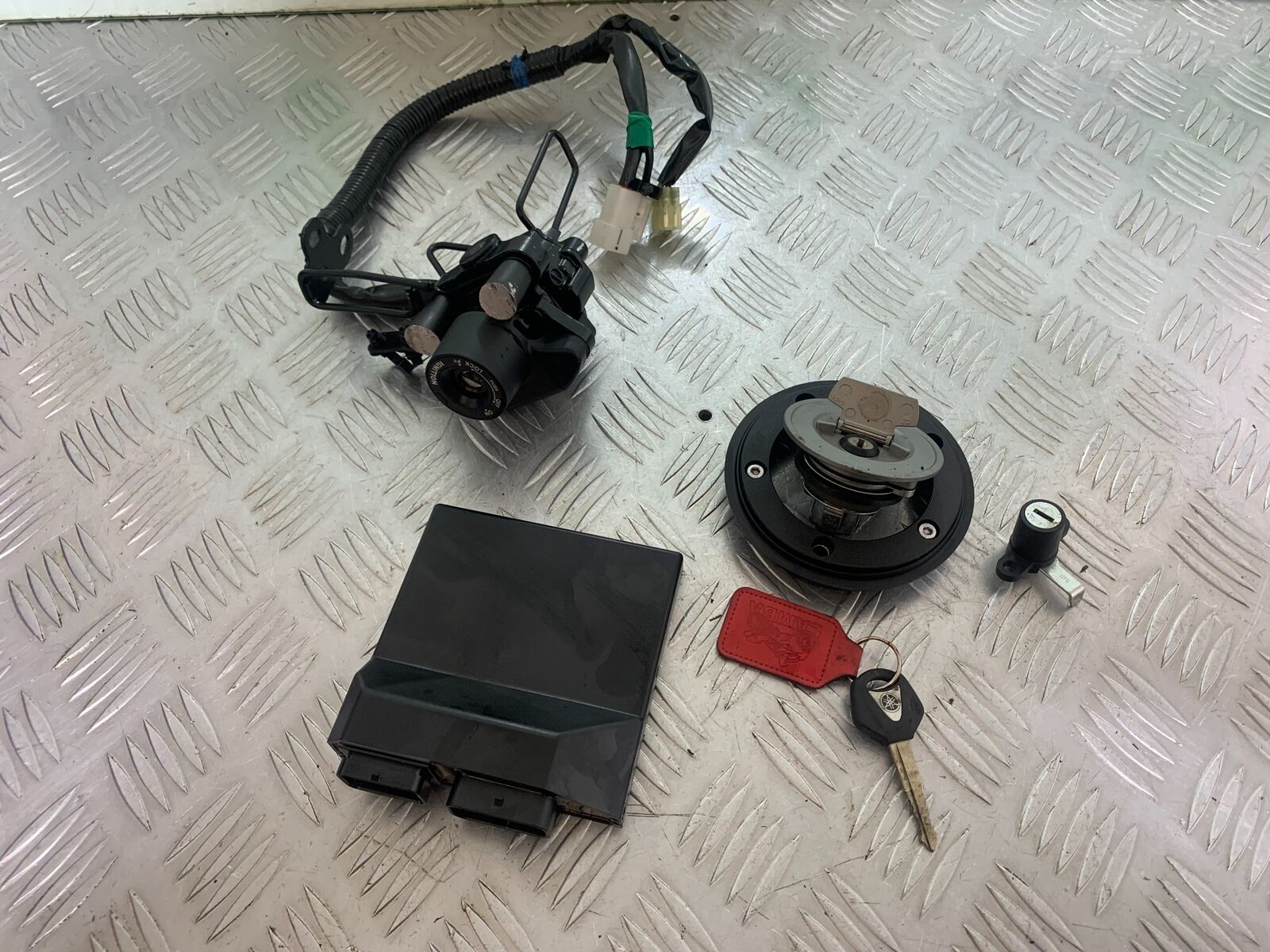 YAMAHA XSR900 XSR 900 ECU LOCKS KEY YEAR 2021-2022 (CMB1073)
