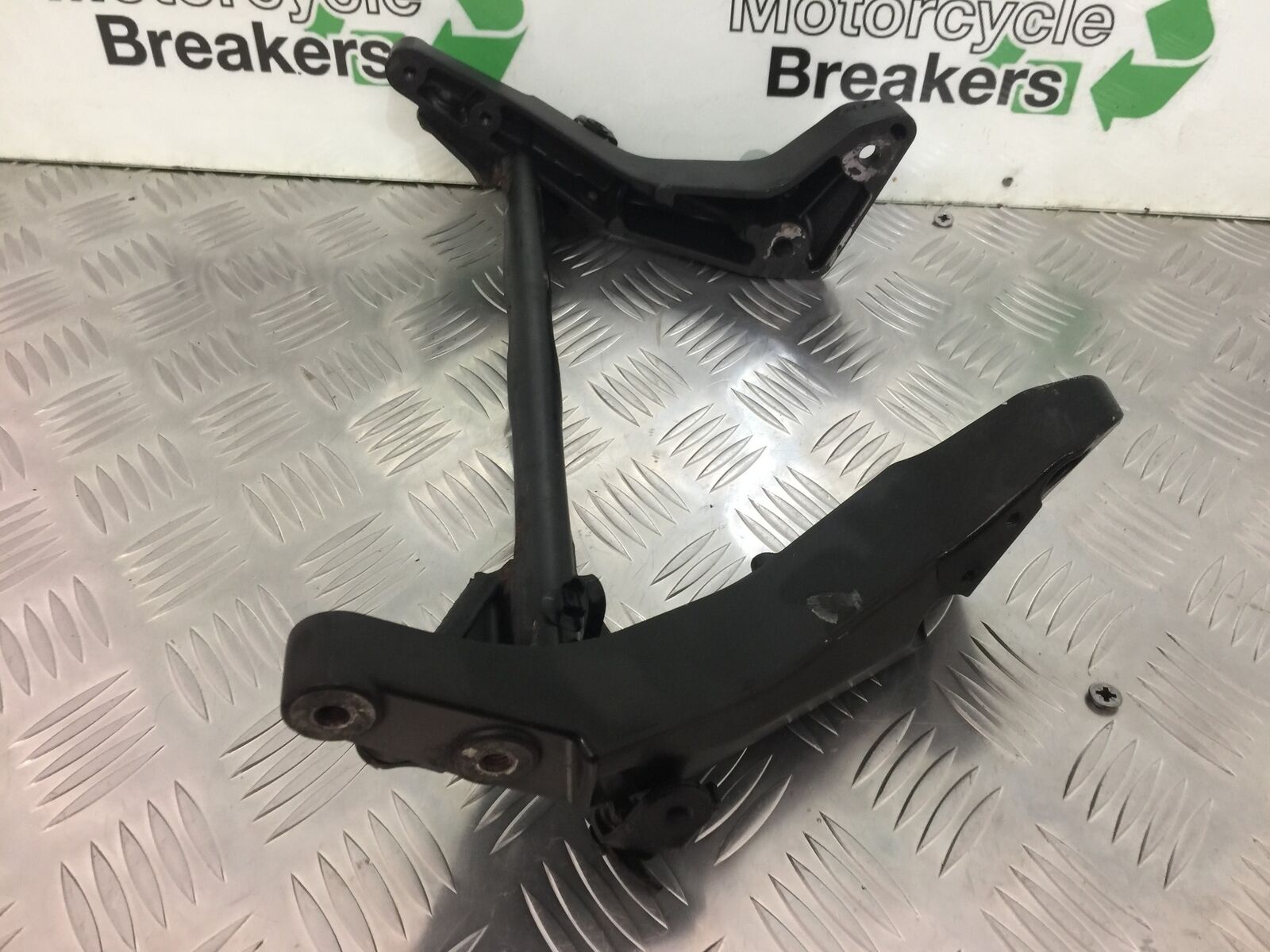 KAWASAKI Z800 Z 800 ENGINE BRACKETS   YEAR 2013-2017 (STOCK 925)