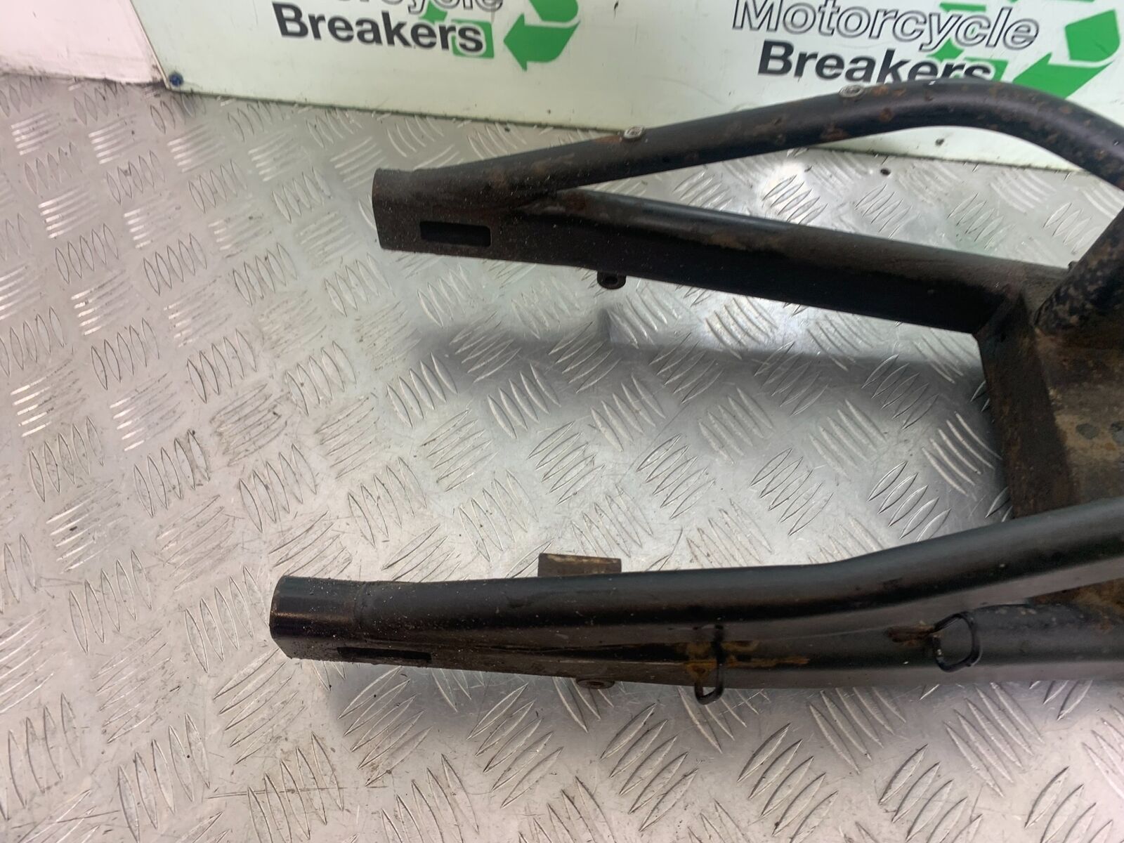 KAWASAKI ER6 F SWINGARM  YEAR 2005-2008 (CMB1098)