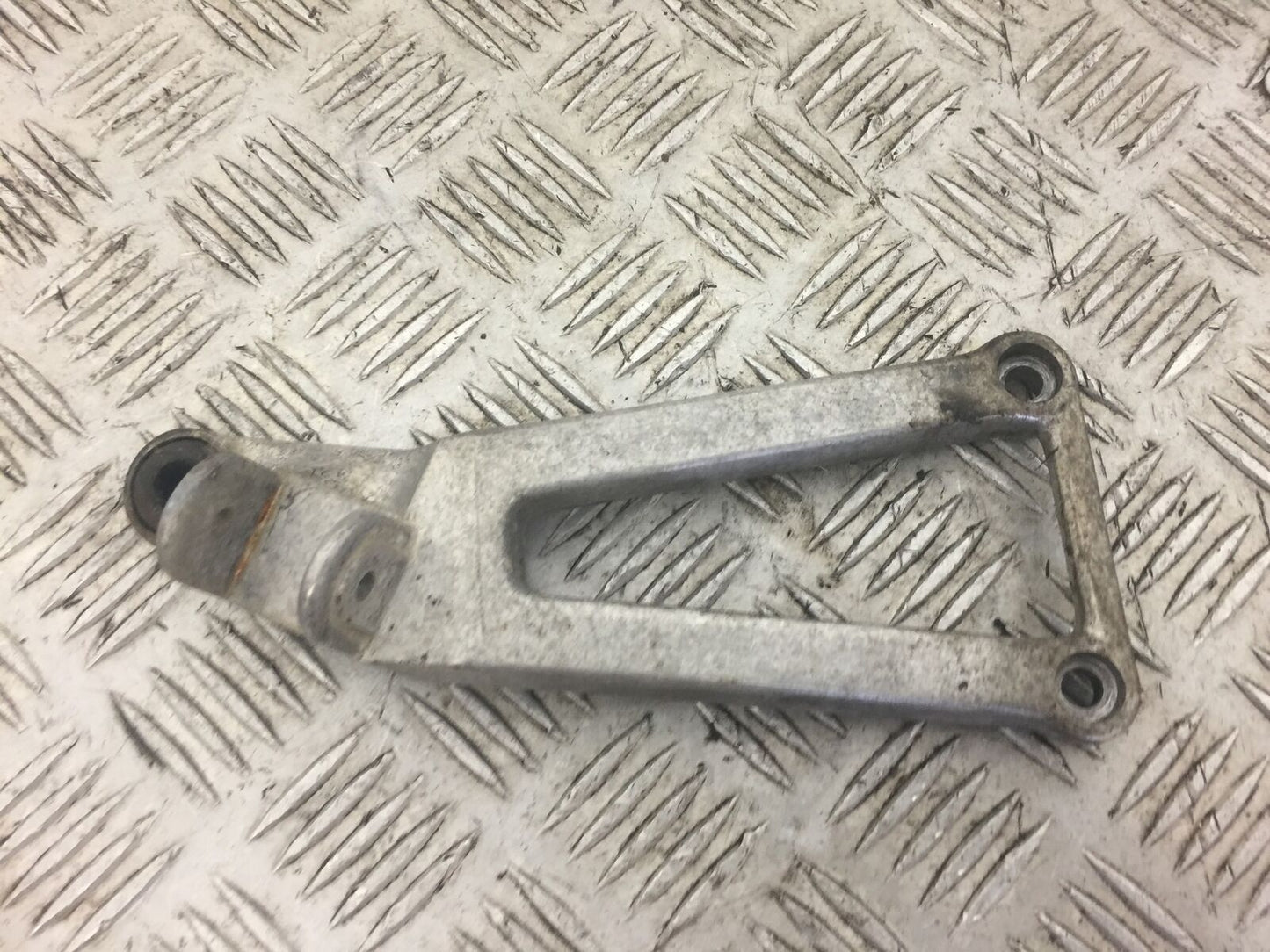 DERBI GPR50 GPR 50 FRONT RIGHT HANGER YEAR 2000