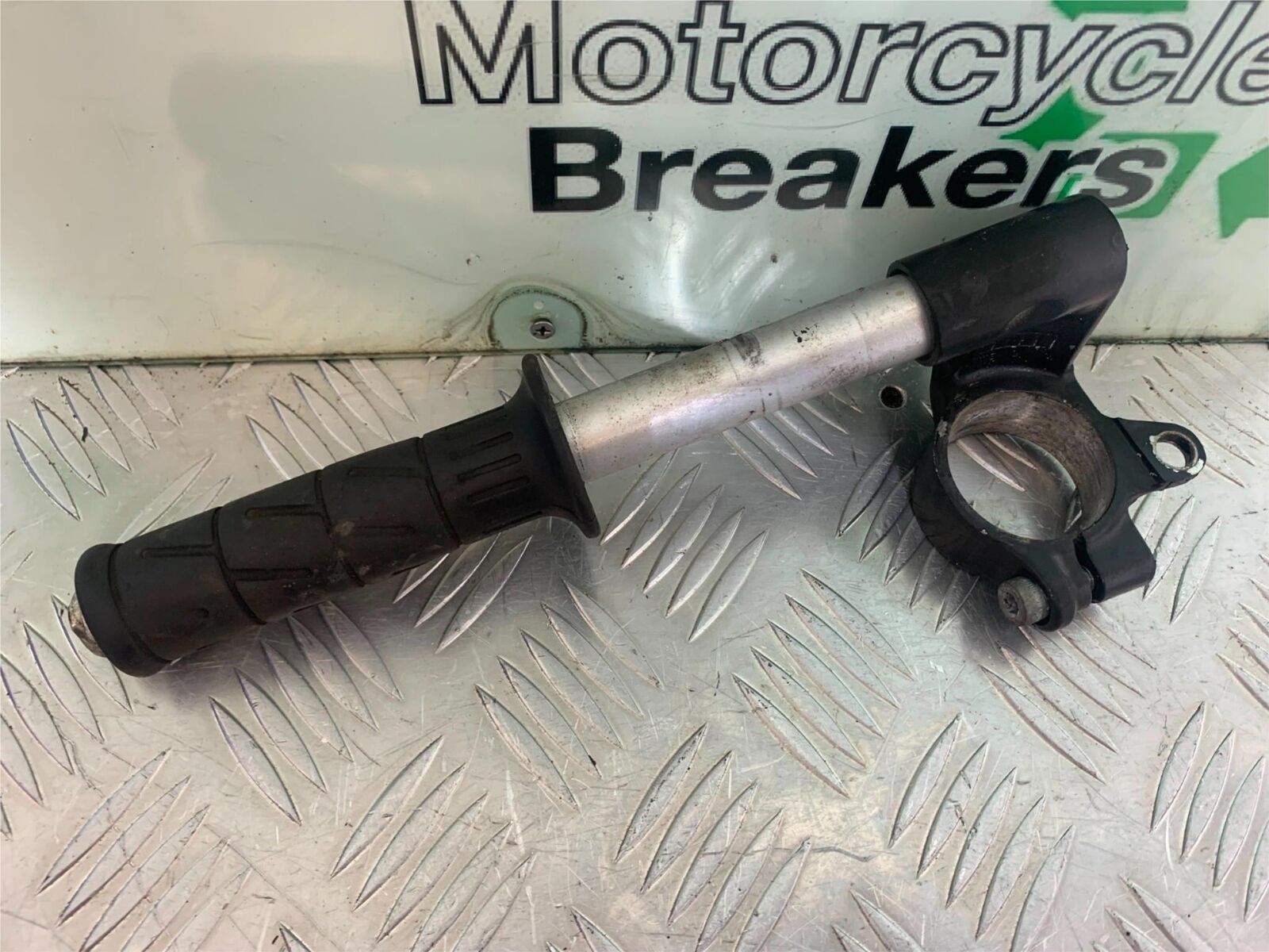 KAWASAKI ZX6R ZX6 J LEFT HANDLEBAR  YEAR 2000 (CMB1129)