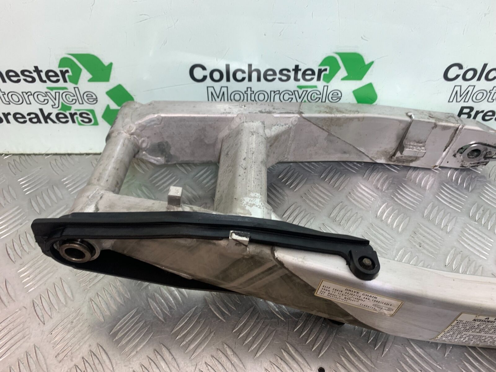 HONDA CBR1100 BLACKBIRD SWINGARM   YEAR 1999-2005 (CMB1103)