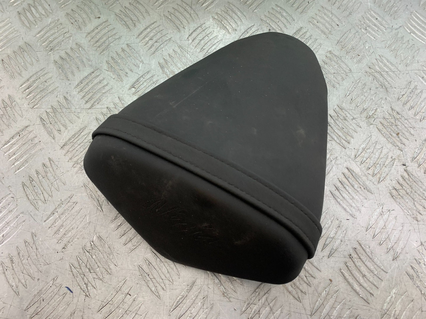 KAWASAKI ZX10R ZX10 R REAR SEAT   2008-2010 (CMB1301)