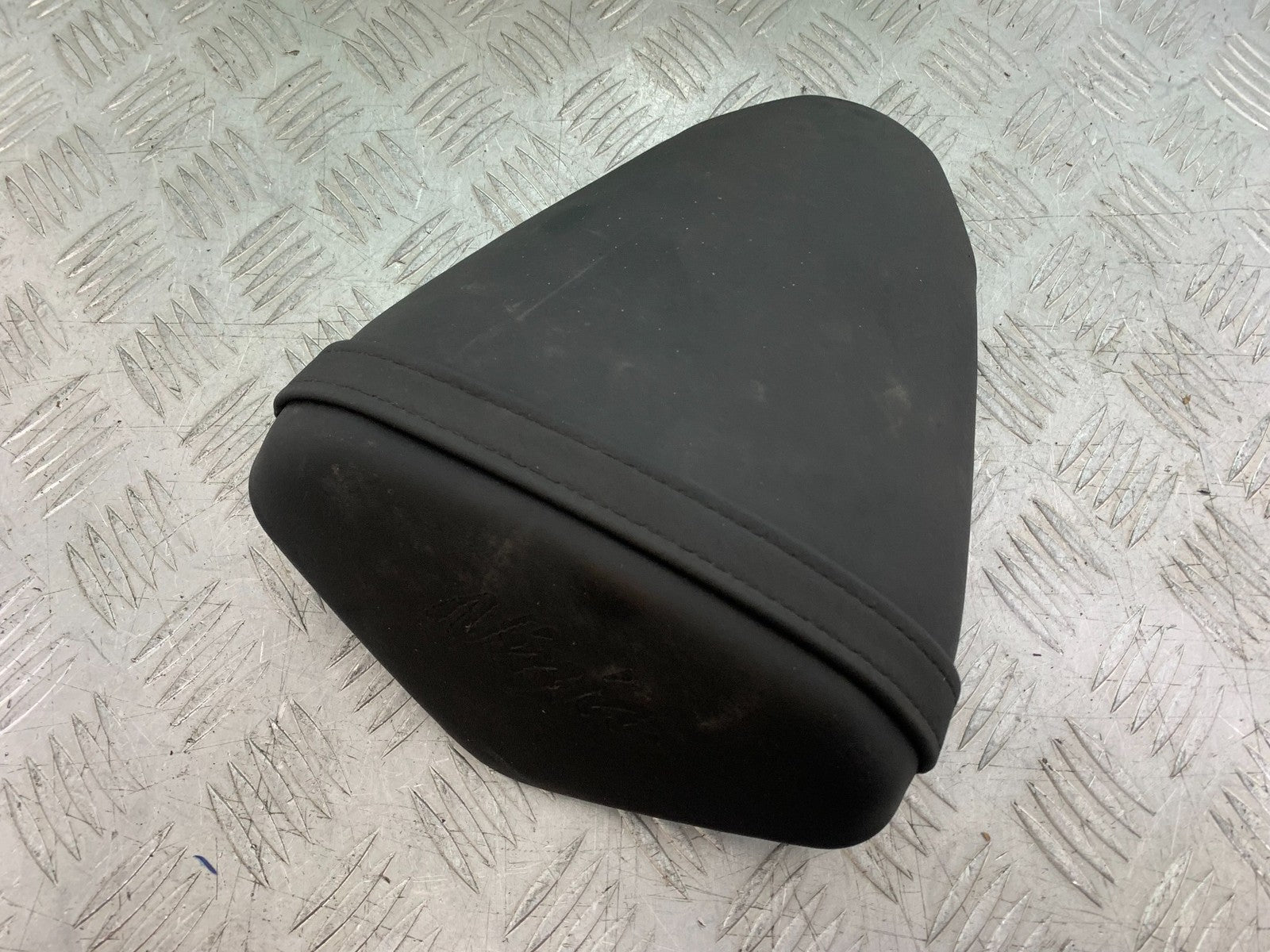 KAWASAKI ZX10R ZX10 R REAR SEAT   2008-2010 (CMB1301)