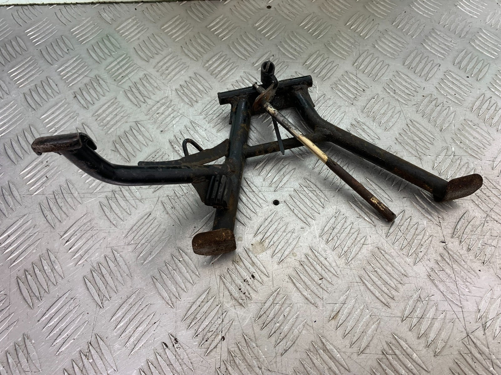 HONDA NSC110 VISION CENTER STAND  YEAR 2017-2020 (CMB1249)
