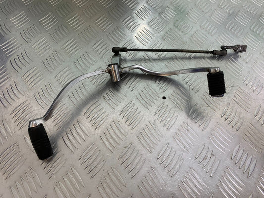 YAMAHA XVS 1300 MIDNIGHT STAR GEAR LEVER  YEAR 2007-16 (CMB1027)